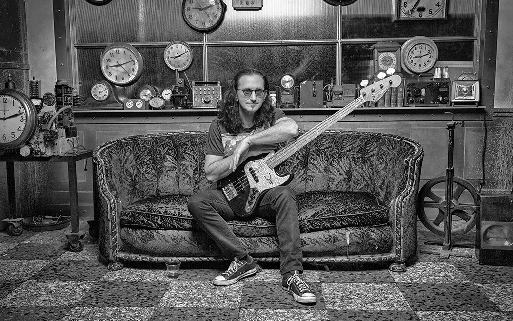 GEDDY-CLOCKS-BW-16x20.webp