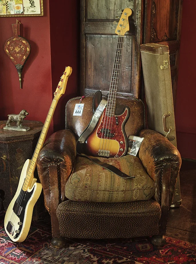 FENDER-PB-61-OX-HOUSE-DUO-010-copy.webp