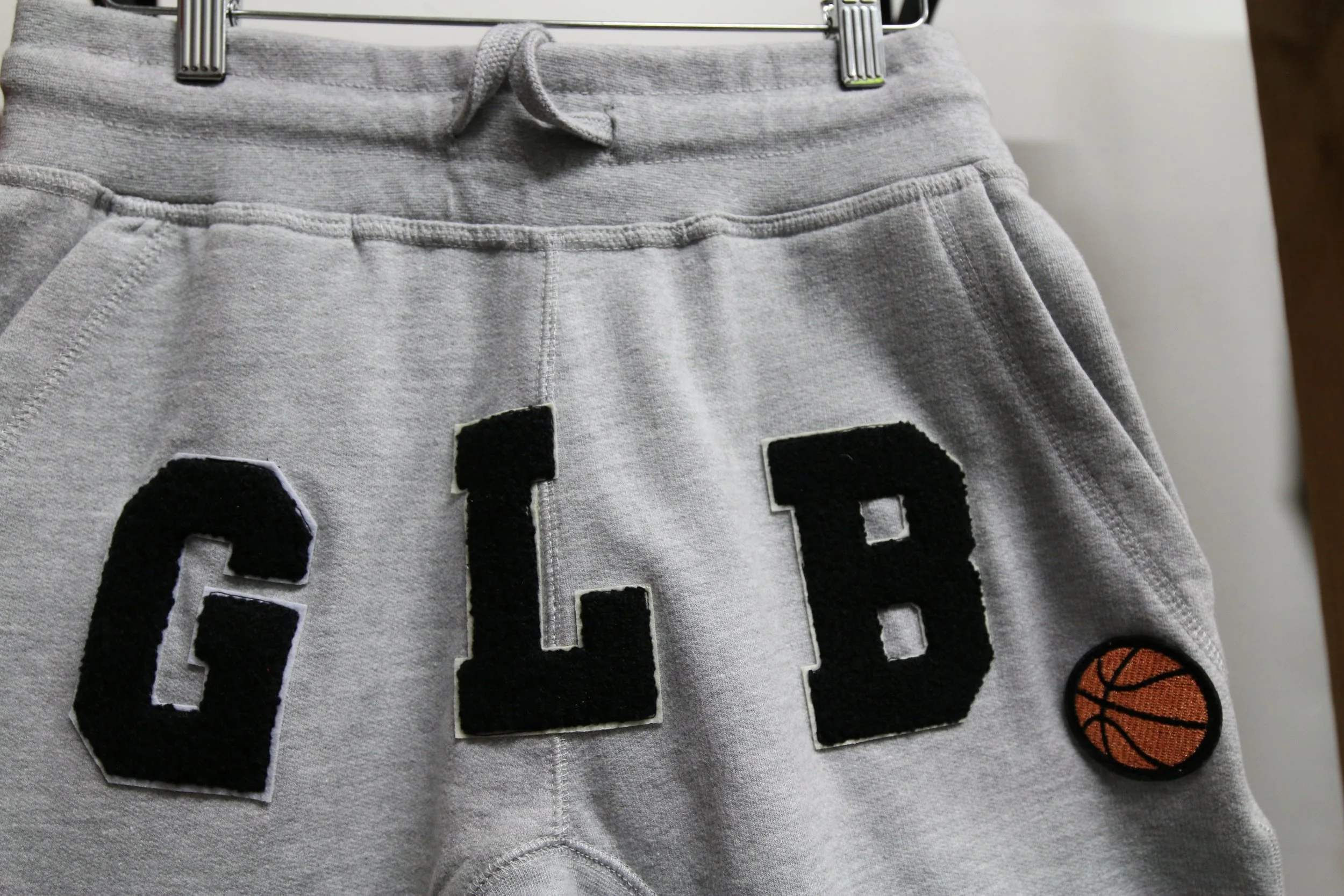 letter short grey top.JPG