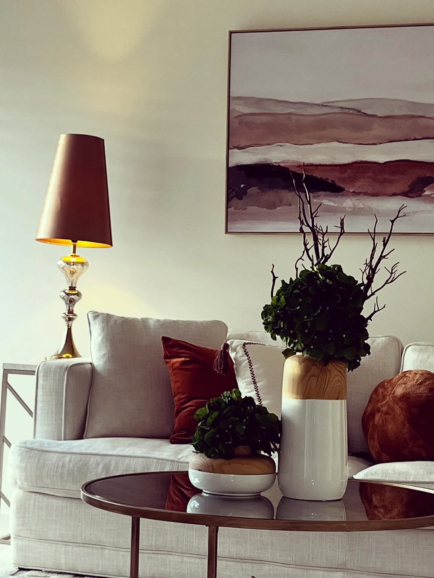 &ldquo;Bringing warmth to every detail 

#staging#propertystyling#interiordesign #