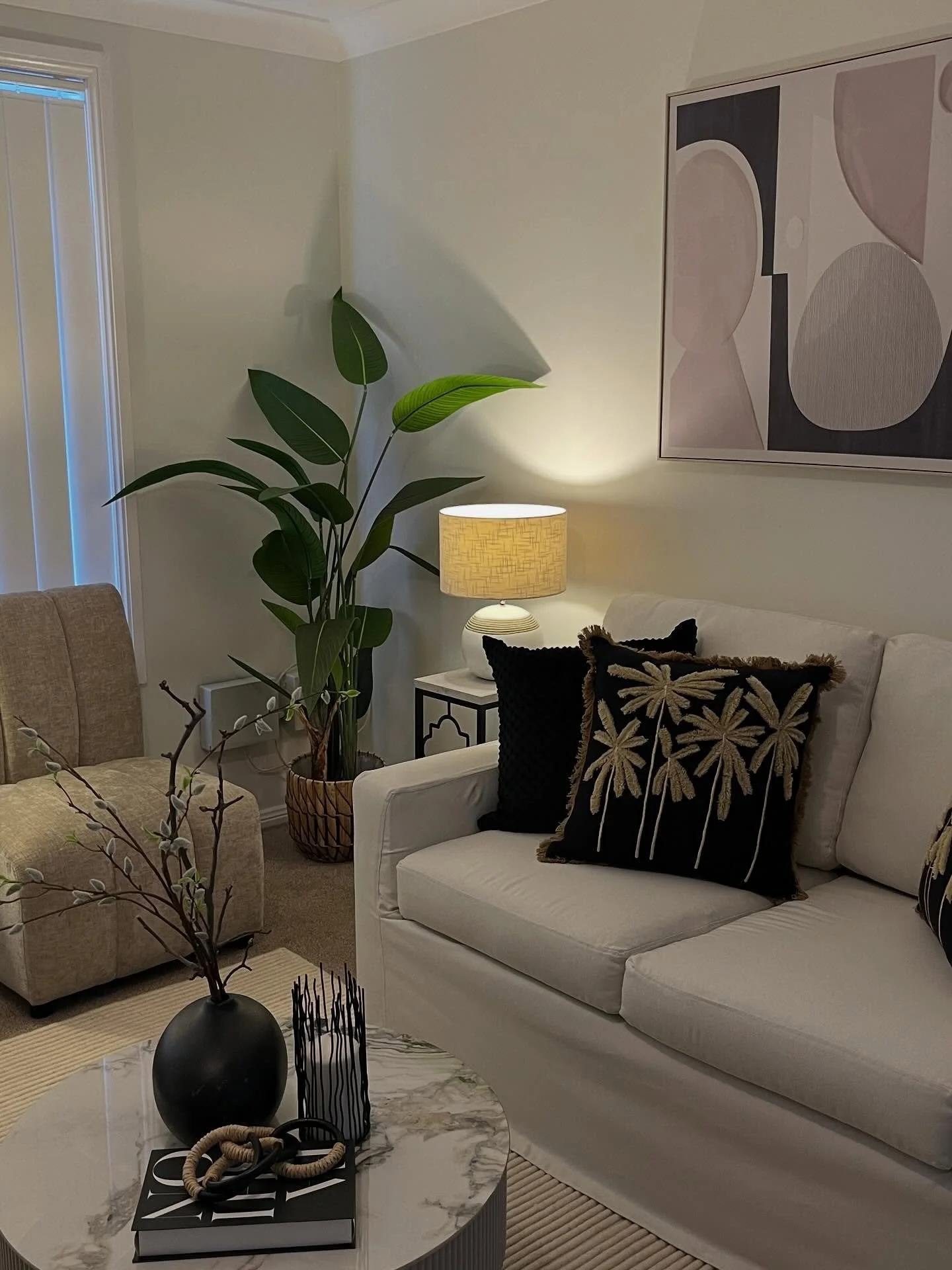 Soft tones, clean lines, and calm energy 🤍