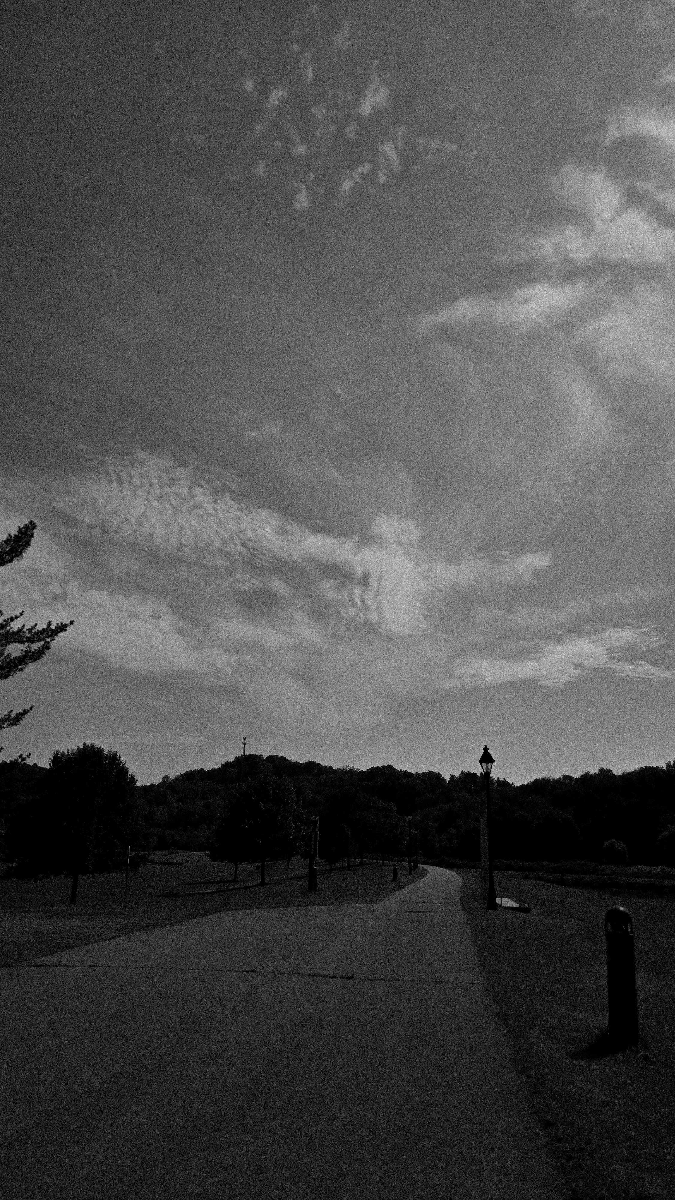 CAROLINE WALLACE ROUND TRIP CLOUDS 01