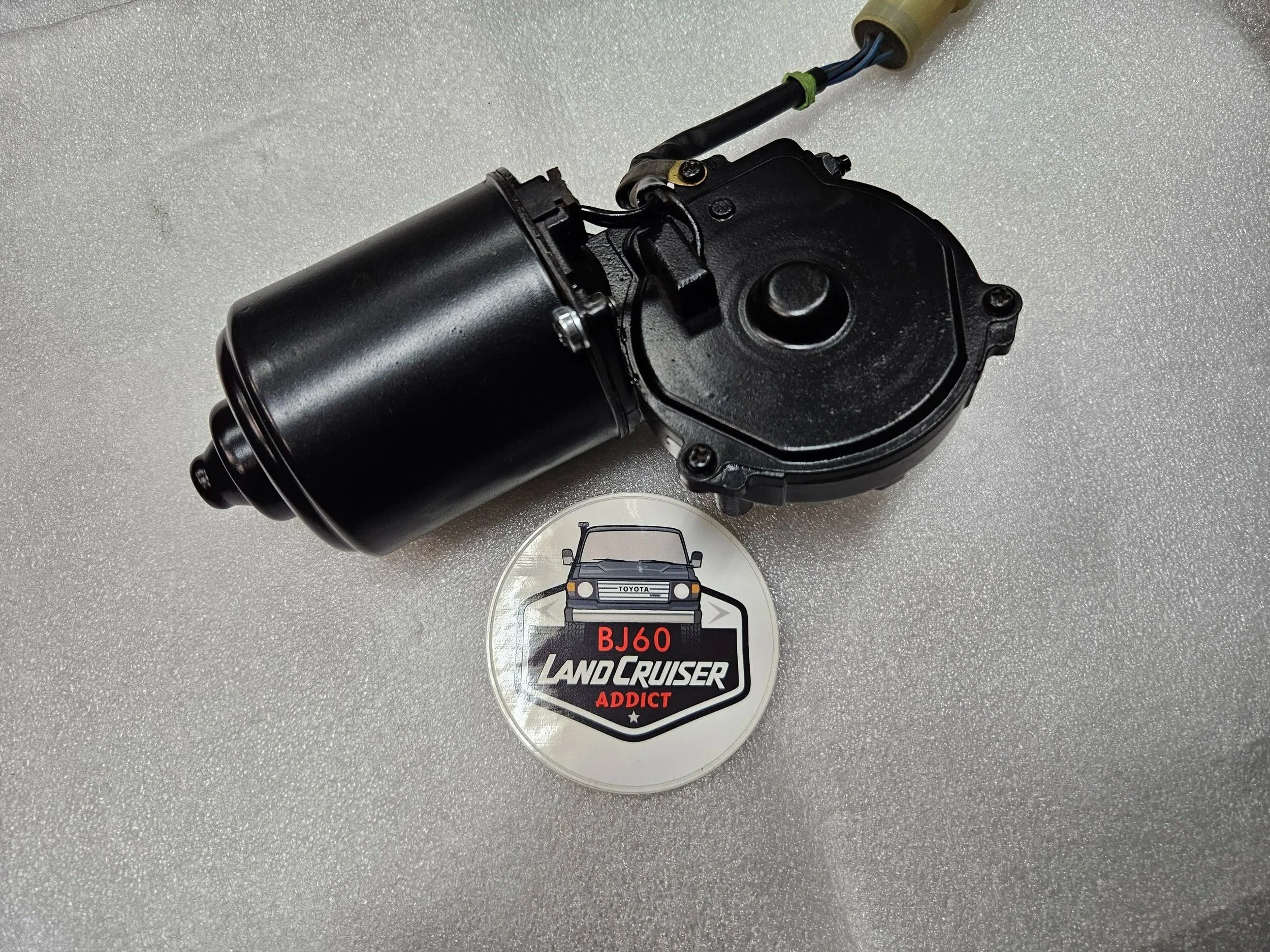 60-series front wiper motor 12-volt.