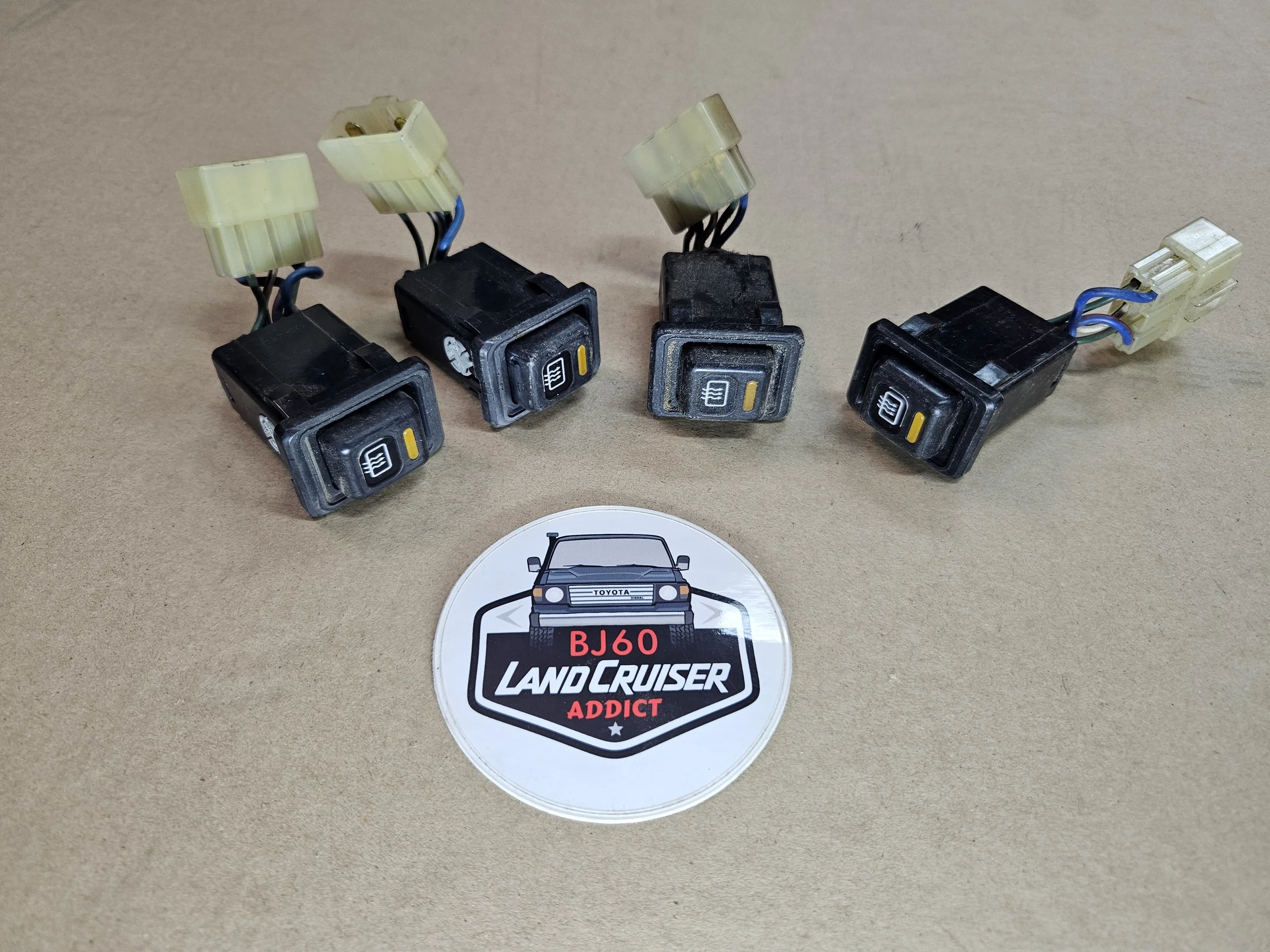 Rear window defogger switch