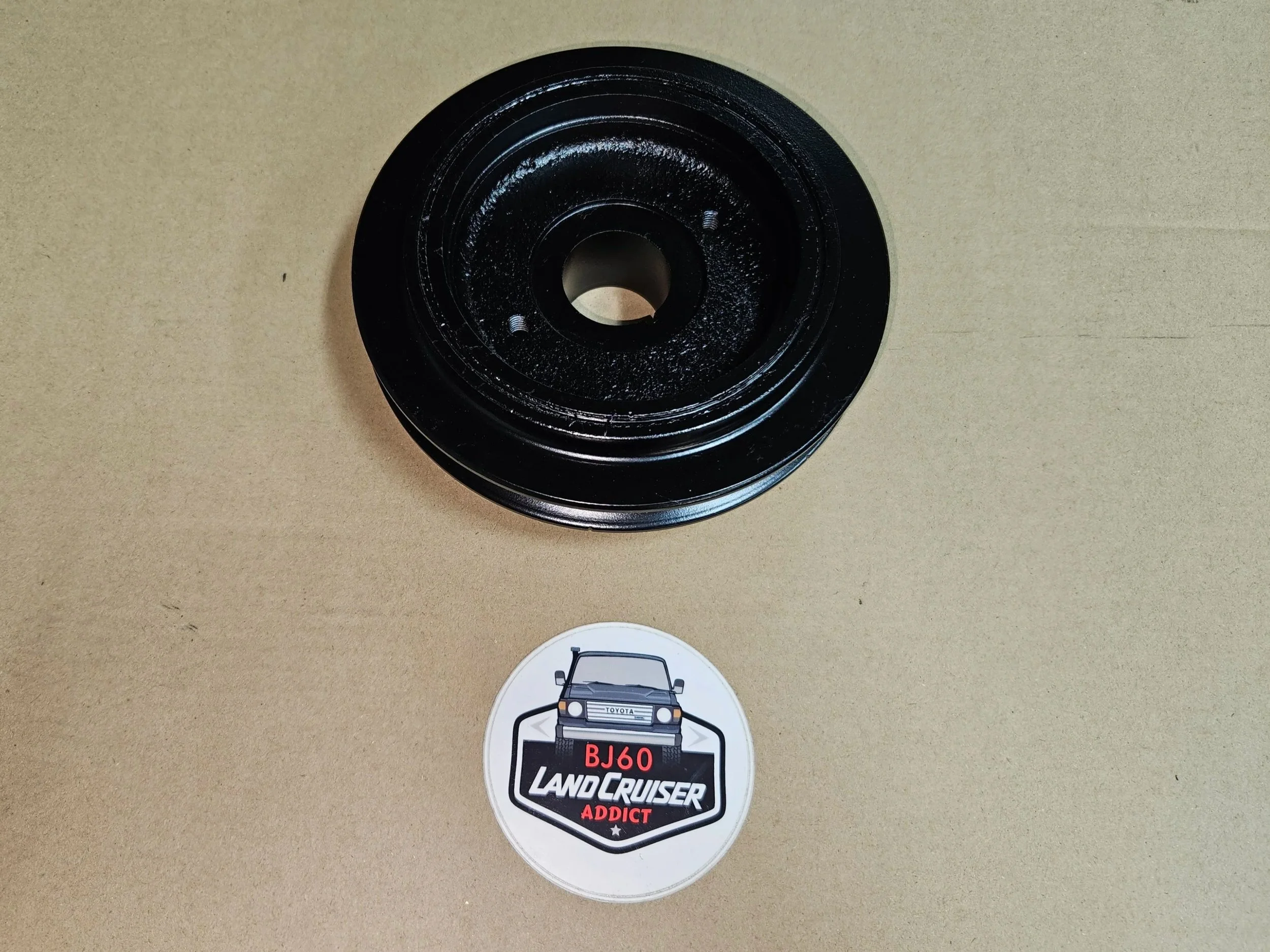 3B crank pulley with 2 holes.