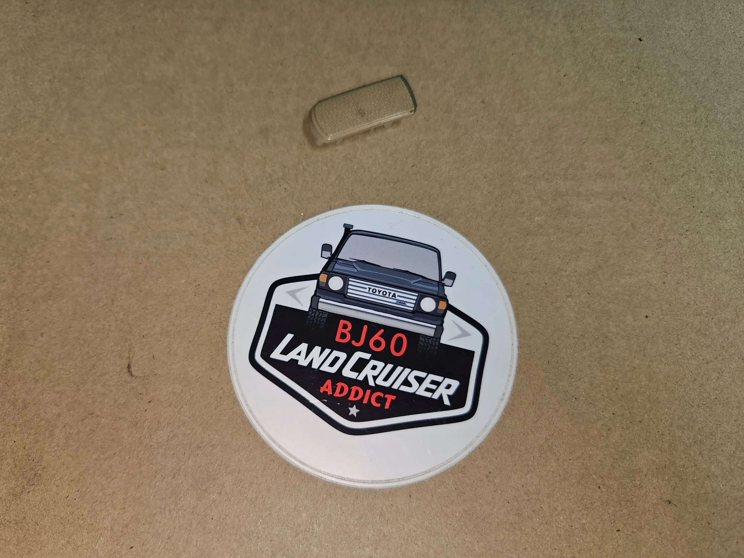 Back door assist grip plug (ivory)