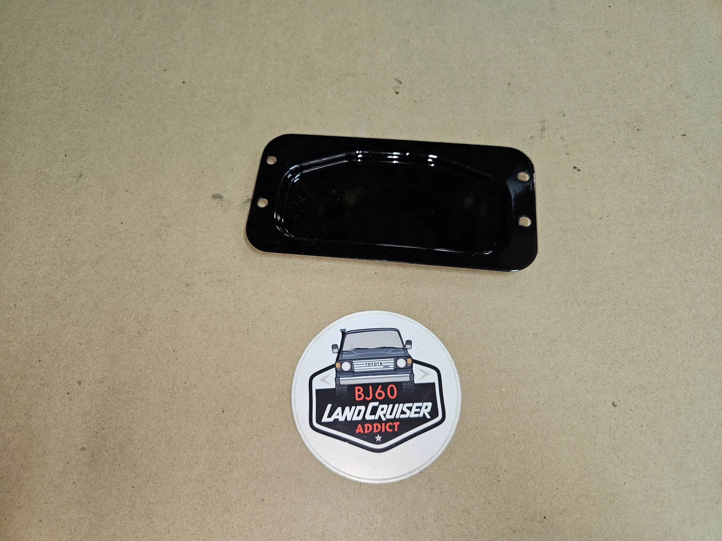 Wiper service cover plate