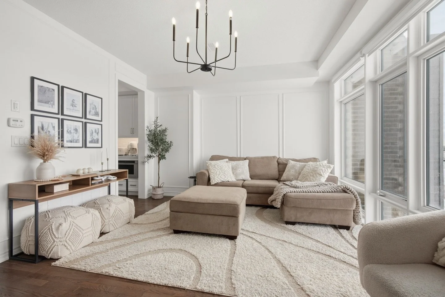 Real Estate Media www.clickonemedia.com
Lease Photos $110 | Listing $165

Former Realtor Providing You With Consistent, Stress Free, Reliable Solutions for Your Listings.

&bull; Lease Photos
&bull; Listing Photos
&bull;&nbsp;Floor Plans
&bull;&nbsp;