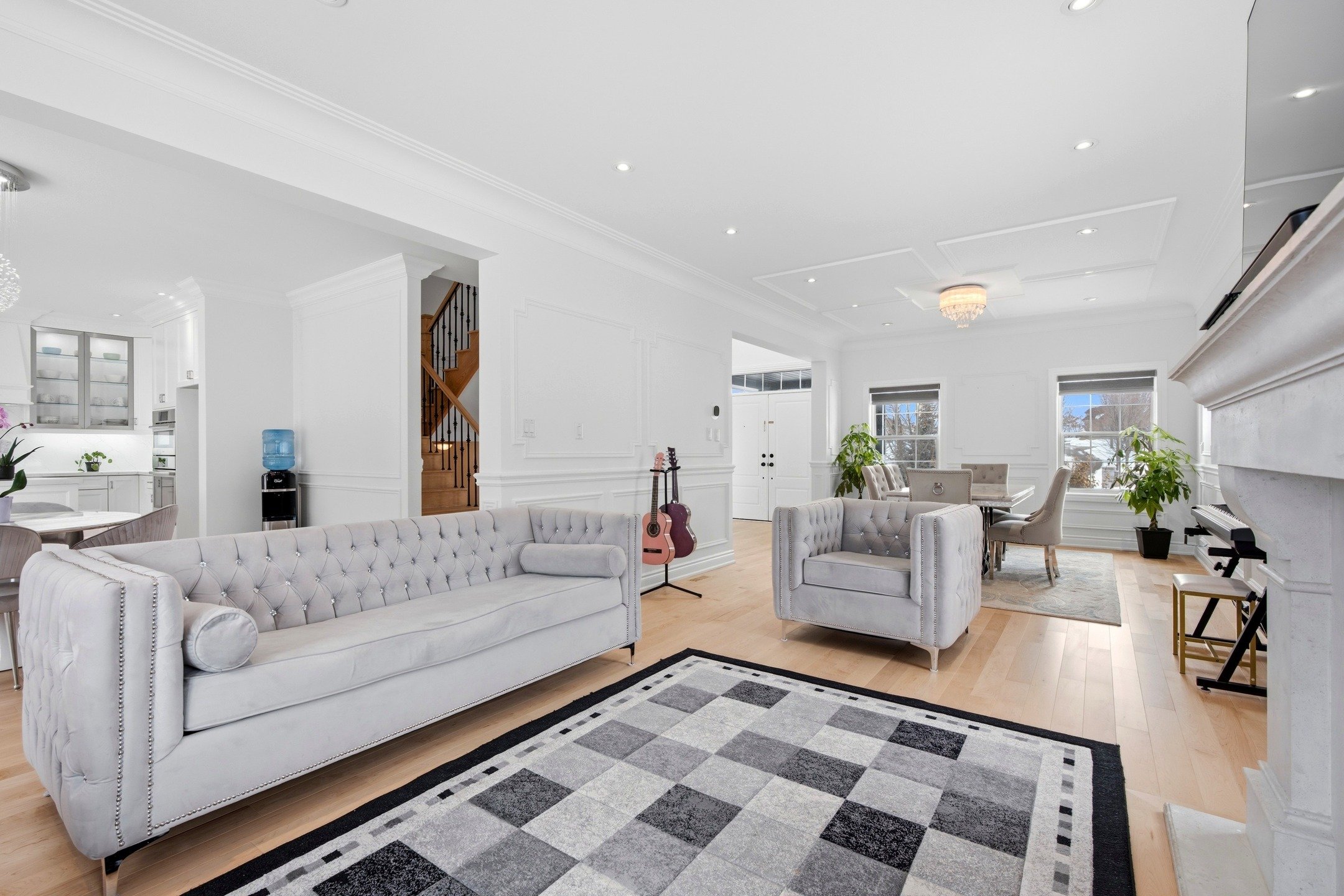 Real Estate Media Book at www.clickonemedia.com 
Lease Photos $110 | Listing Photos $165

I have openings for tomorrow and next week!

Former Realtor Providing You With Consistent, Stress Free, Reliable Solutions for Your Listings.

&bull; Lease Phot