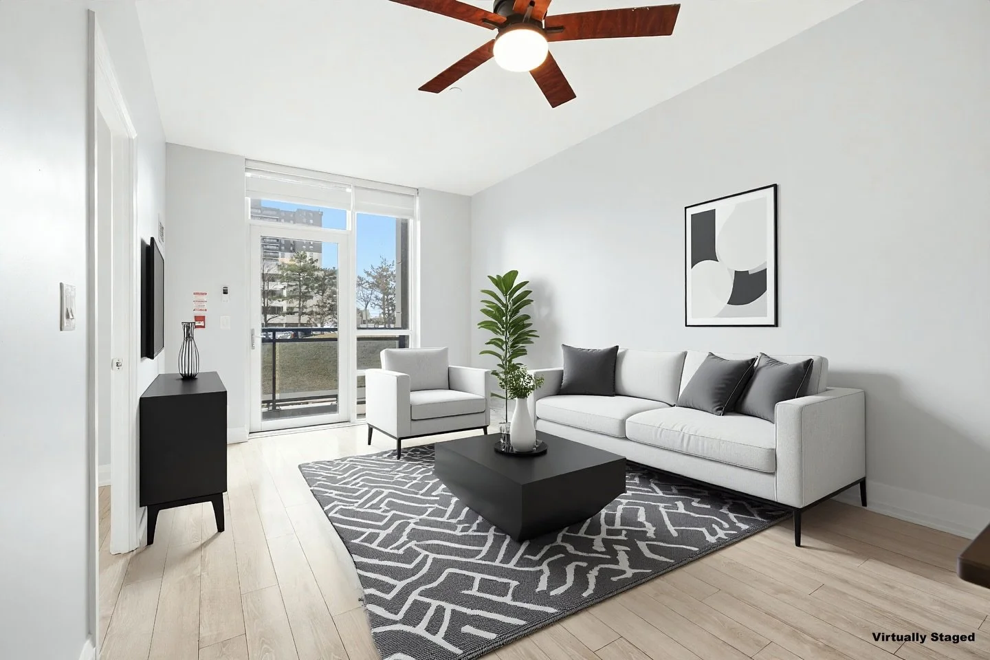 Real Estate Photography Book: www.clickonemedia.com 
Lease Photos $110 | Listing Photos $165 
Photos &amp; Floor Plans $250

Former Realtor Providing You With Consistent, Stress Free, Reliable Solutions for Your Listings.

&bull; Lease Photos
&bull; 