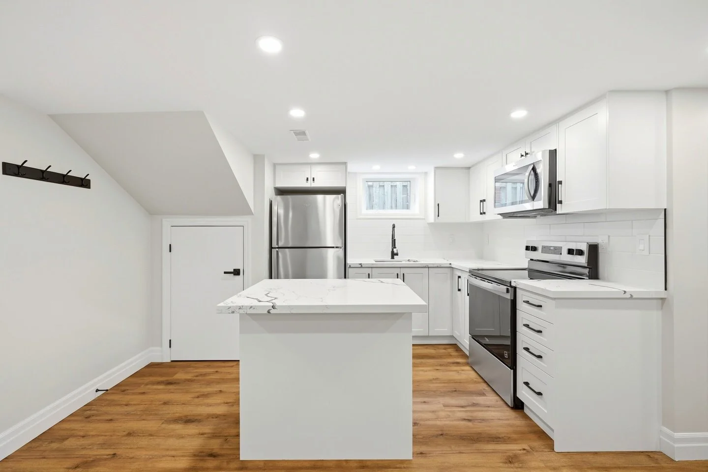 This week is packing up! Welcome to the spring market. Book Your Real Estate Photography at www.clickonemedia.com 

Lease Photos $110 | Listing Photos $165

Former Realtor Providing You With Consistent, Stress Free, Reliable Solutions for Your Listin