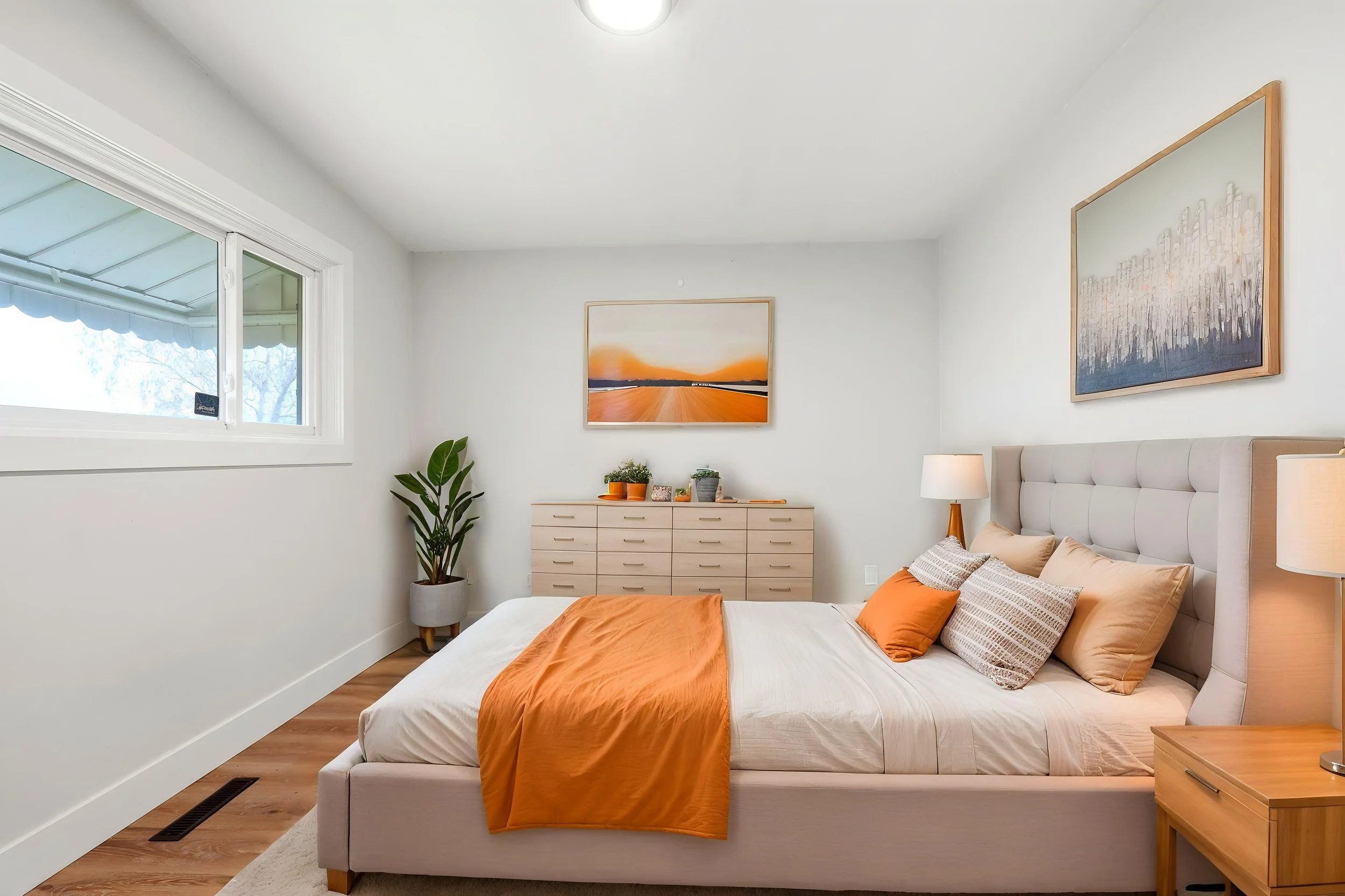 Real Estate Media www.clickonemedia.com 
Lease Photos $110 | Listing Photos $165
Photos, Video, Drone &amp; Floor Plans $595

Former Realtor Providing You With Consistent, Stress Free, Reliable Solutions for Your Listings.

&bull; Lease Photos
&bull;