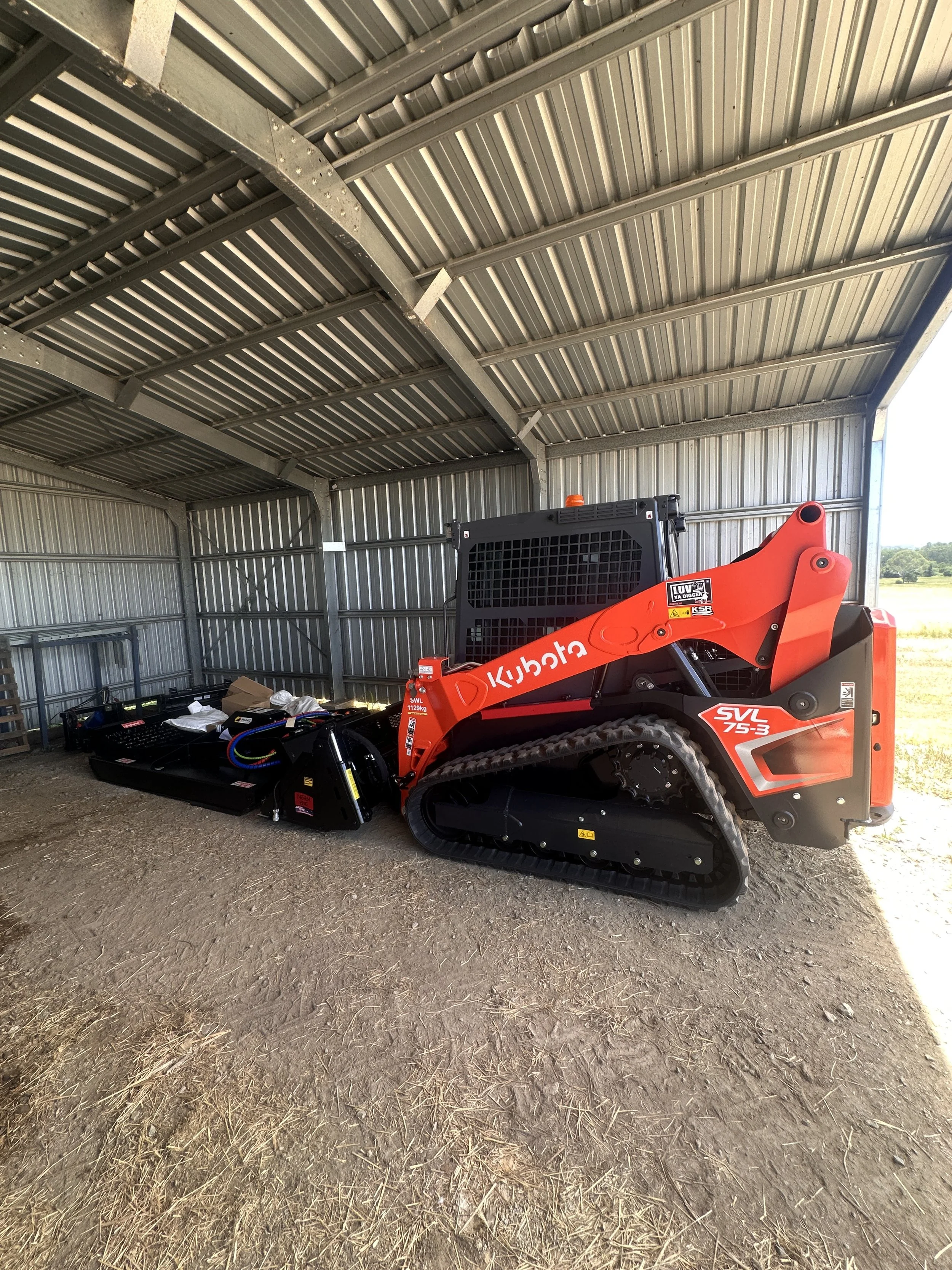 TRACK LOADER OPERATIONS