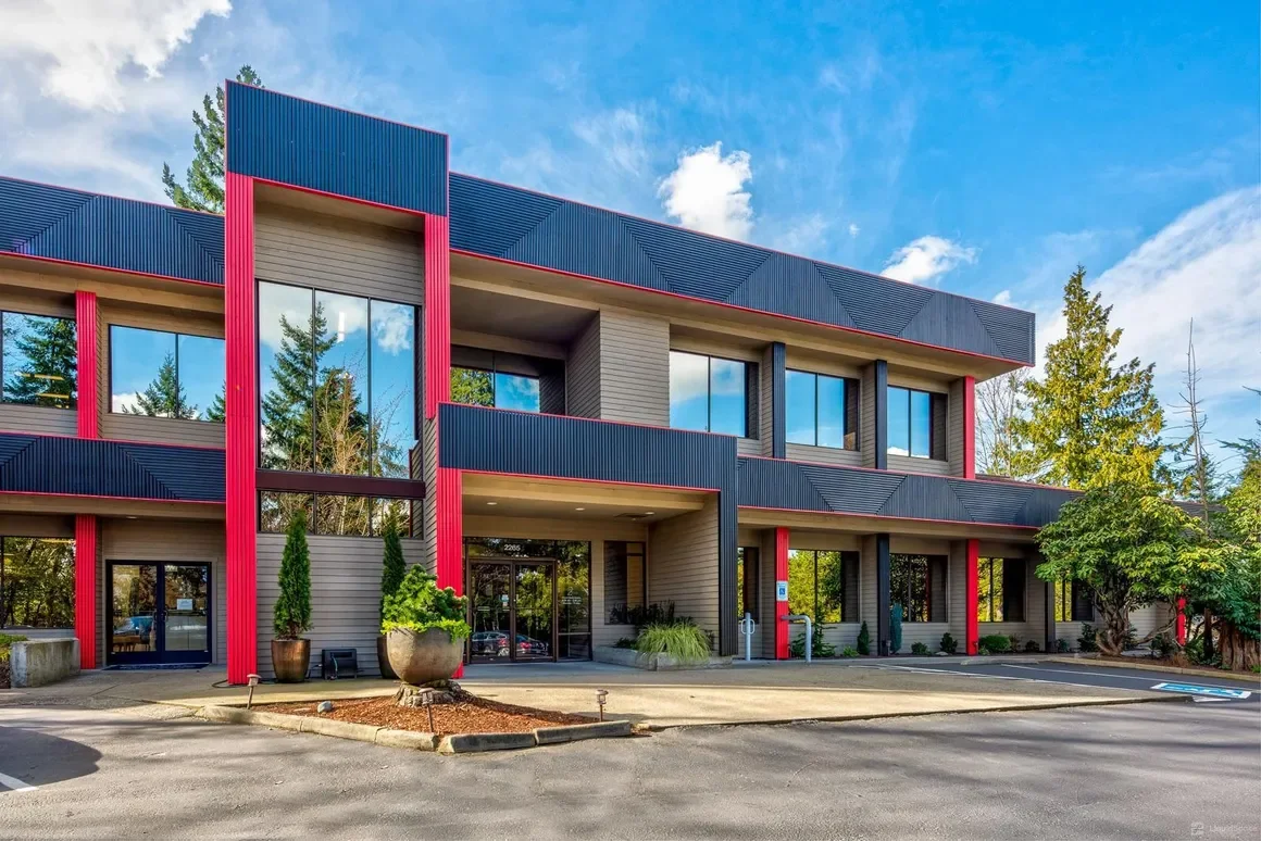 Overlake Workspace building from the outside.