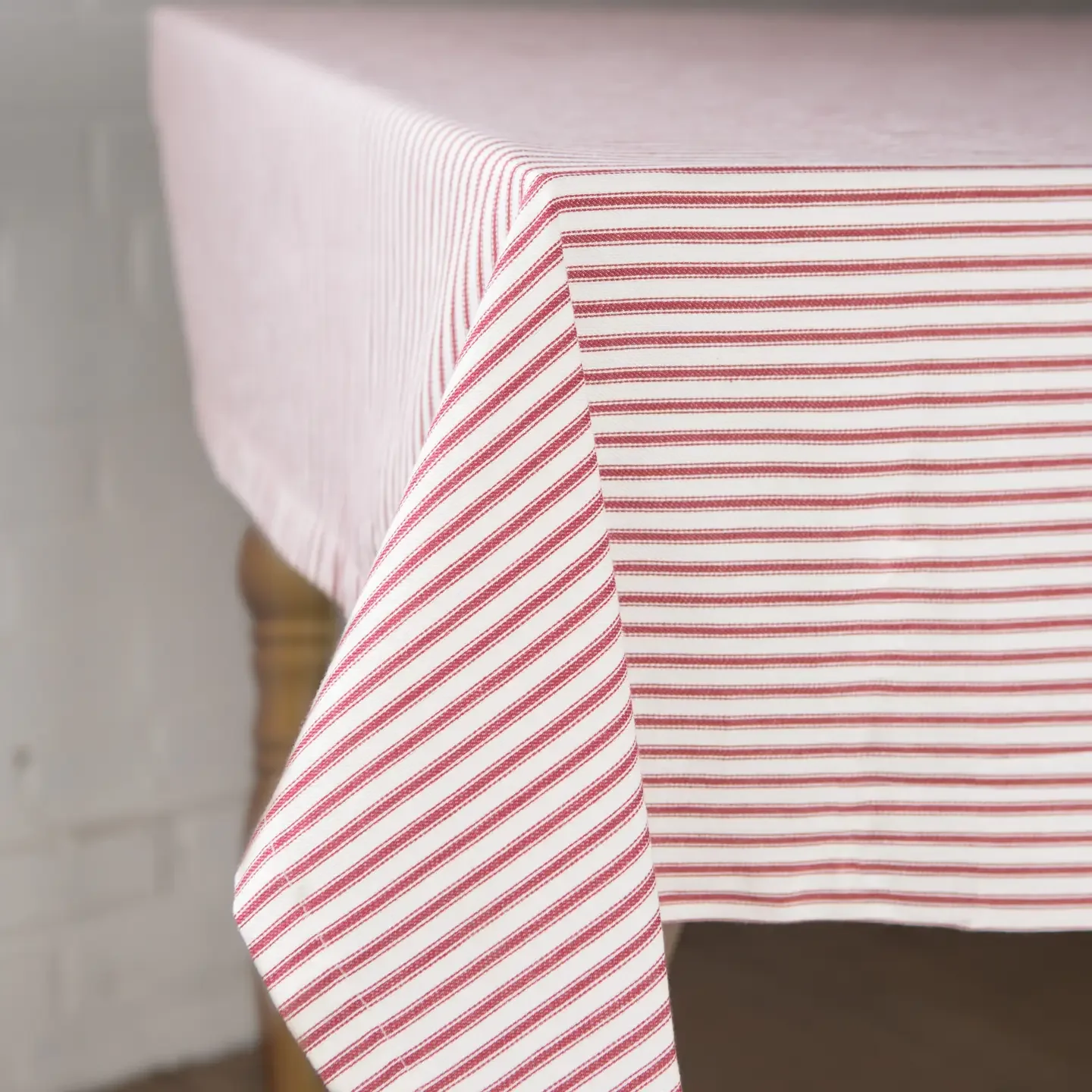 Red and White Stripe Tablecloth (60x84)