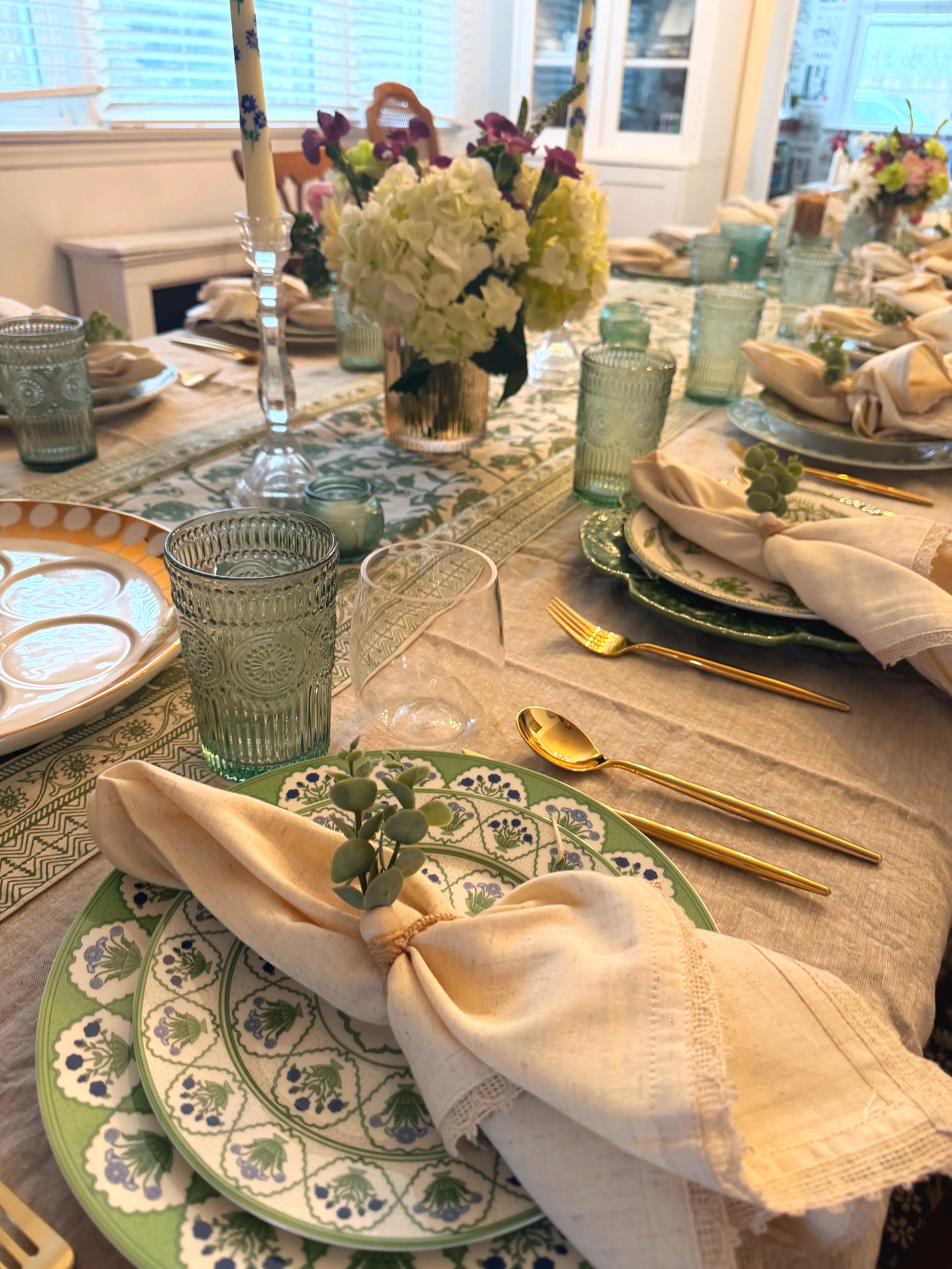 the lost art of setting a proper table