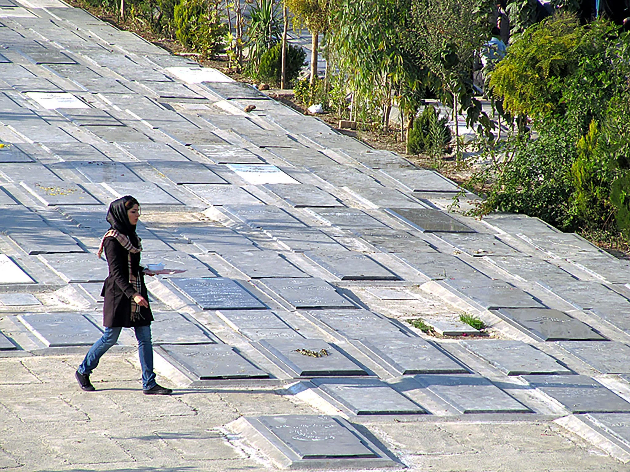 Grave Business — Tehran, Iran, 2011-06.jpg