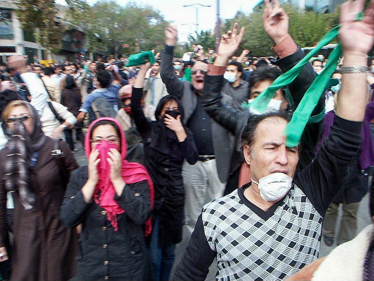 Green-movement-protest-iran-2009-130.jpg