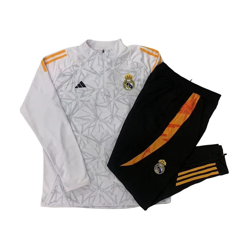 de19cf_776196d0b72a4f188a428123cce48e0b~mv2 (1).jpg