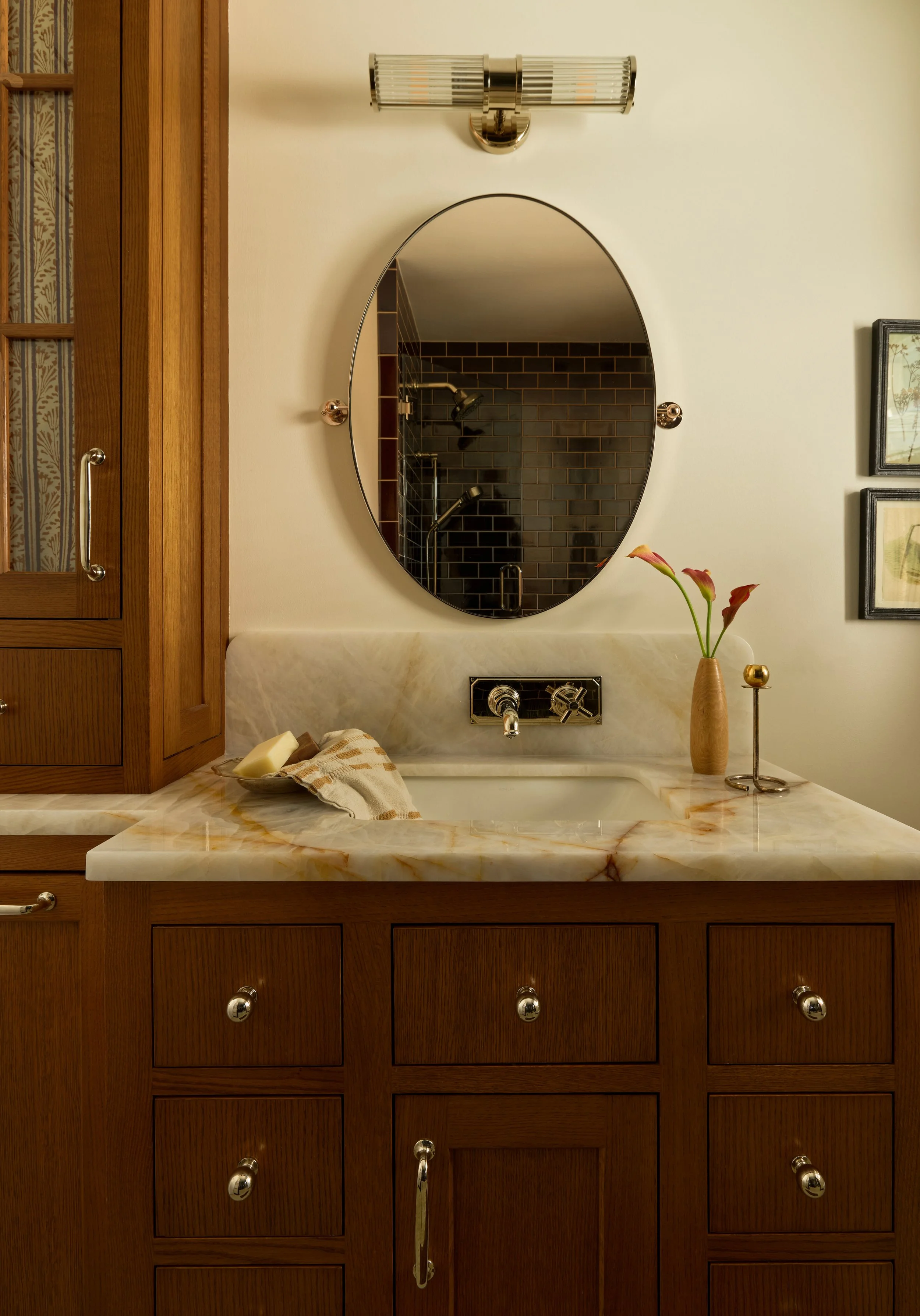 Kline Interiors: Le Claire Bathroom