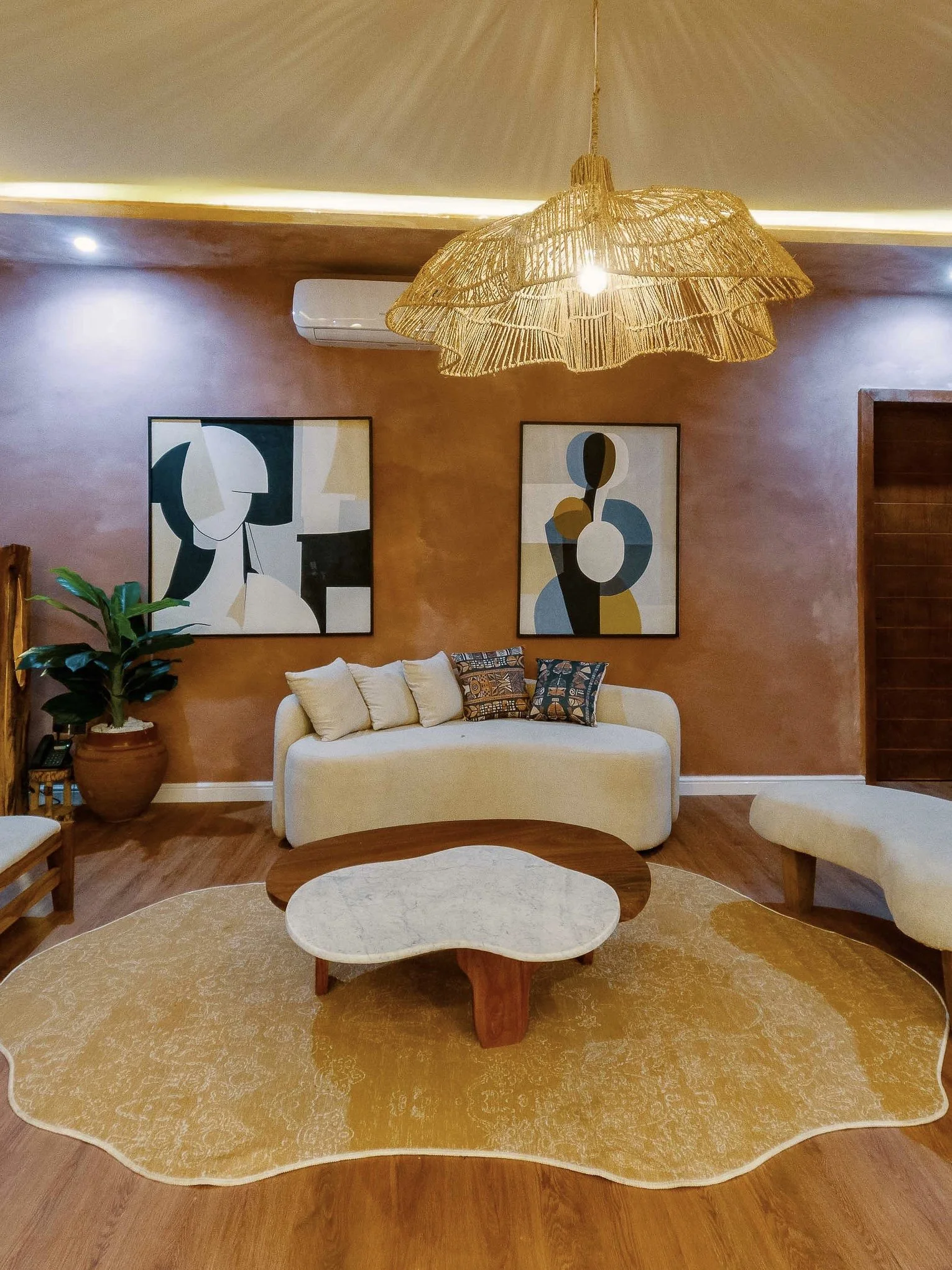 An image of the Float House.