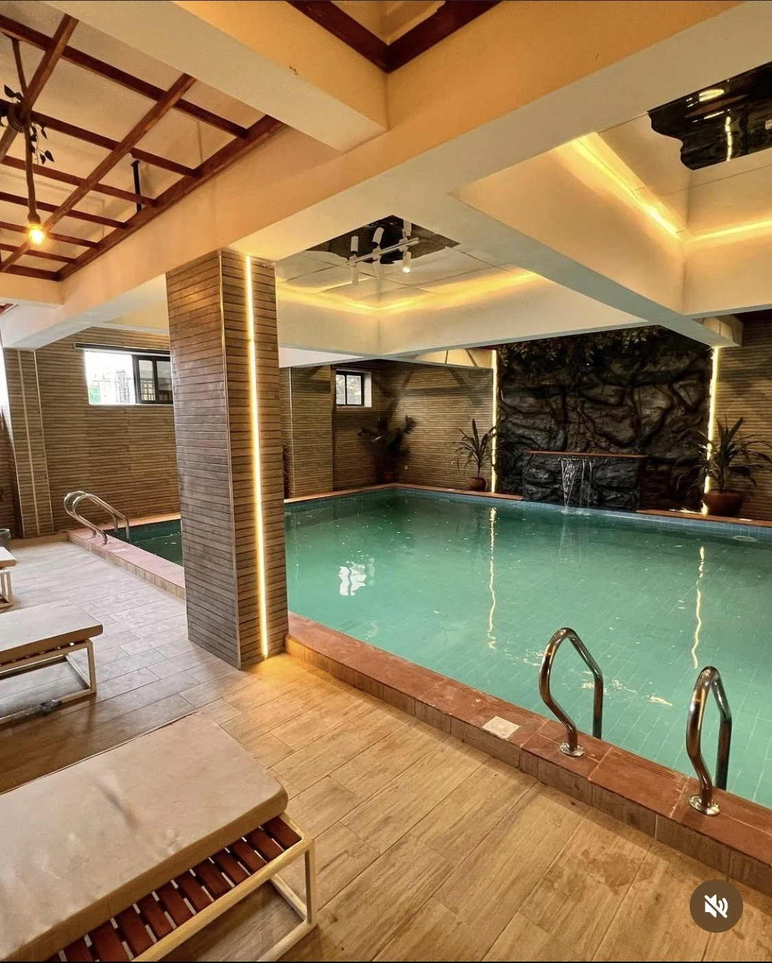 An image of The Float House