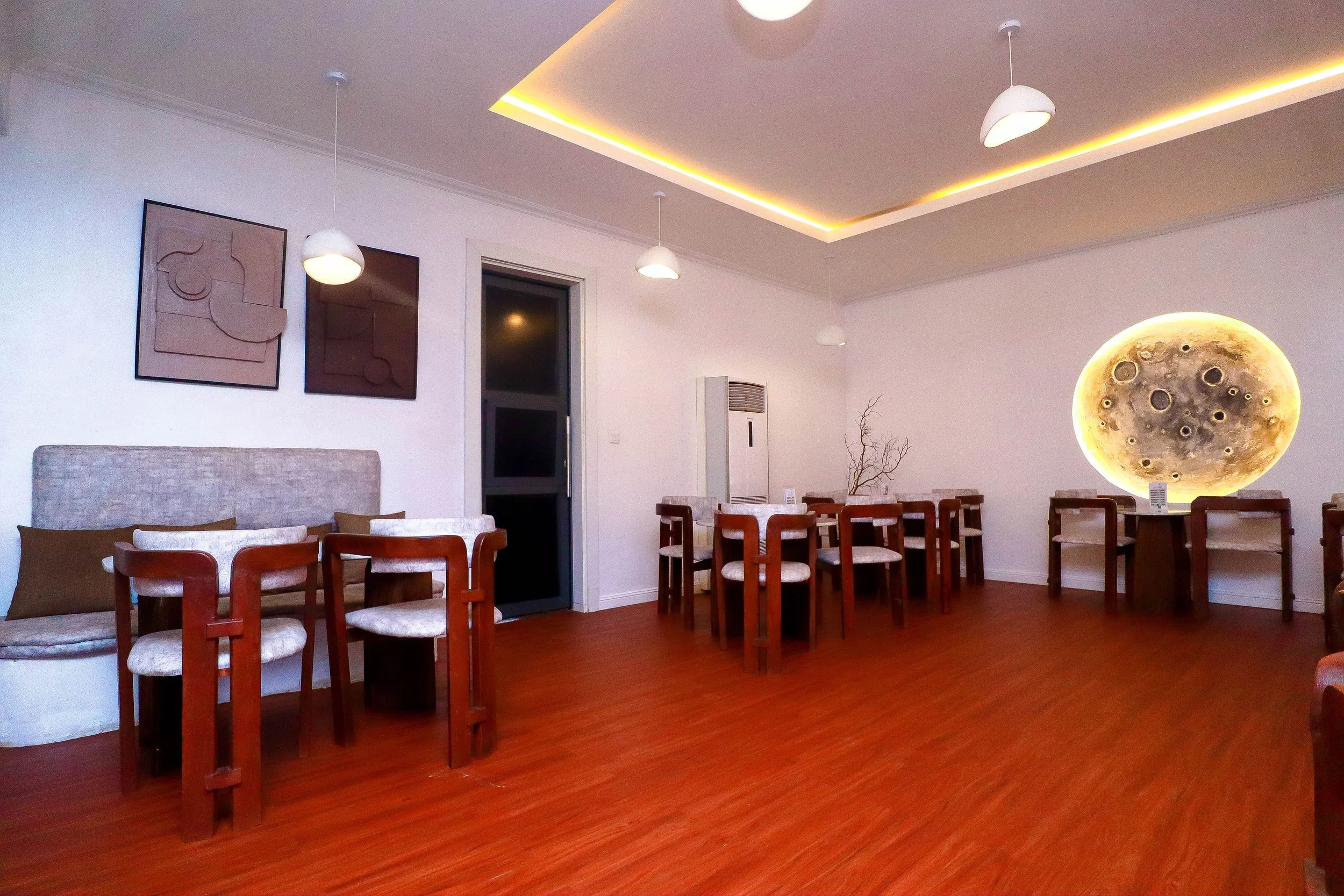 An image of the Float House.