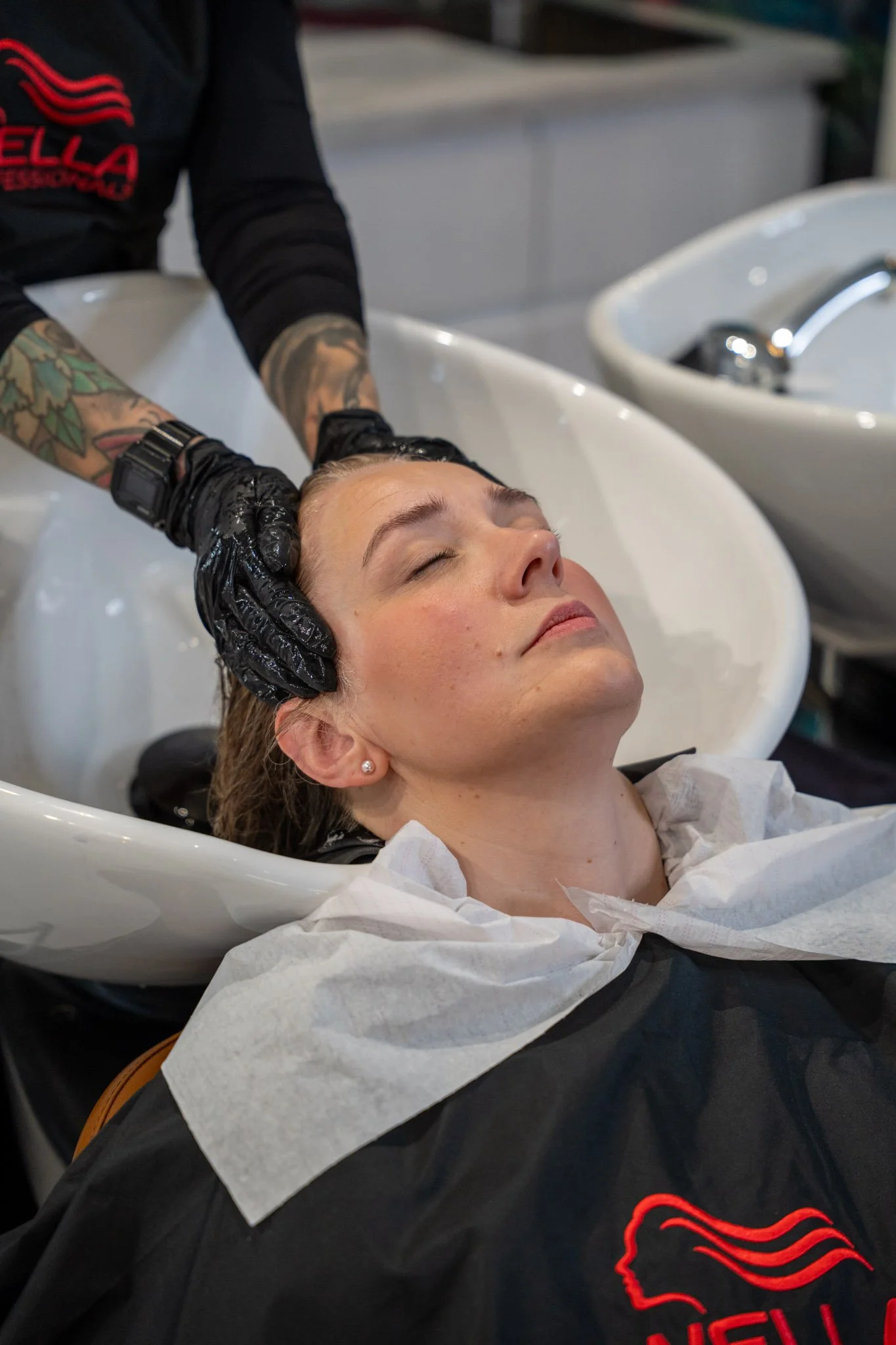 Hiustenhoito, päänahanhoito, hiuspohjan tutkimus Helsinki.