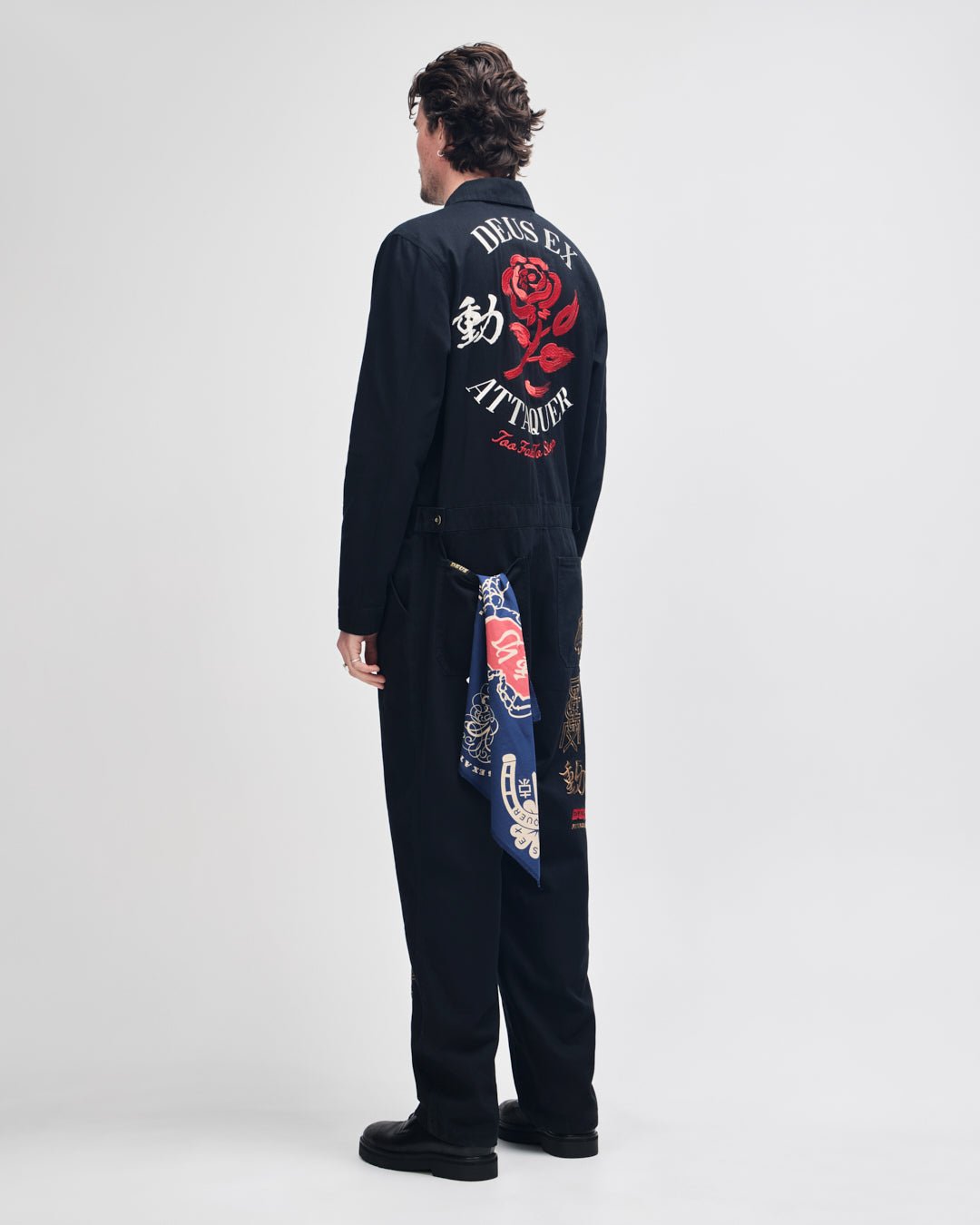 DMW254641-AttaqOnTimeCoverall-Black-36_v2.jpg