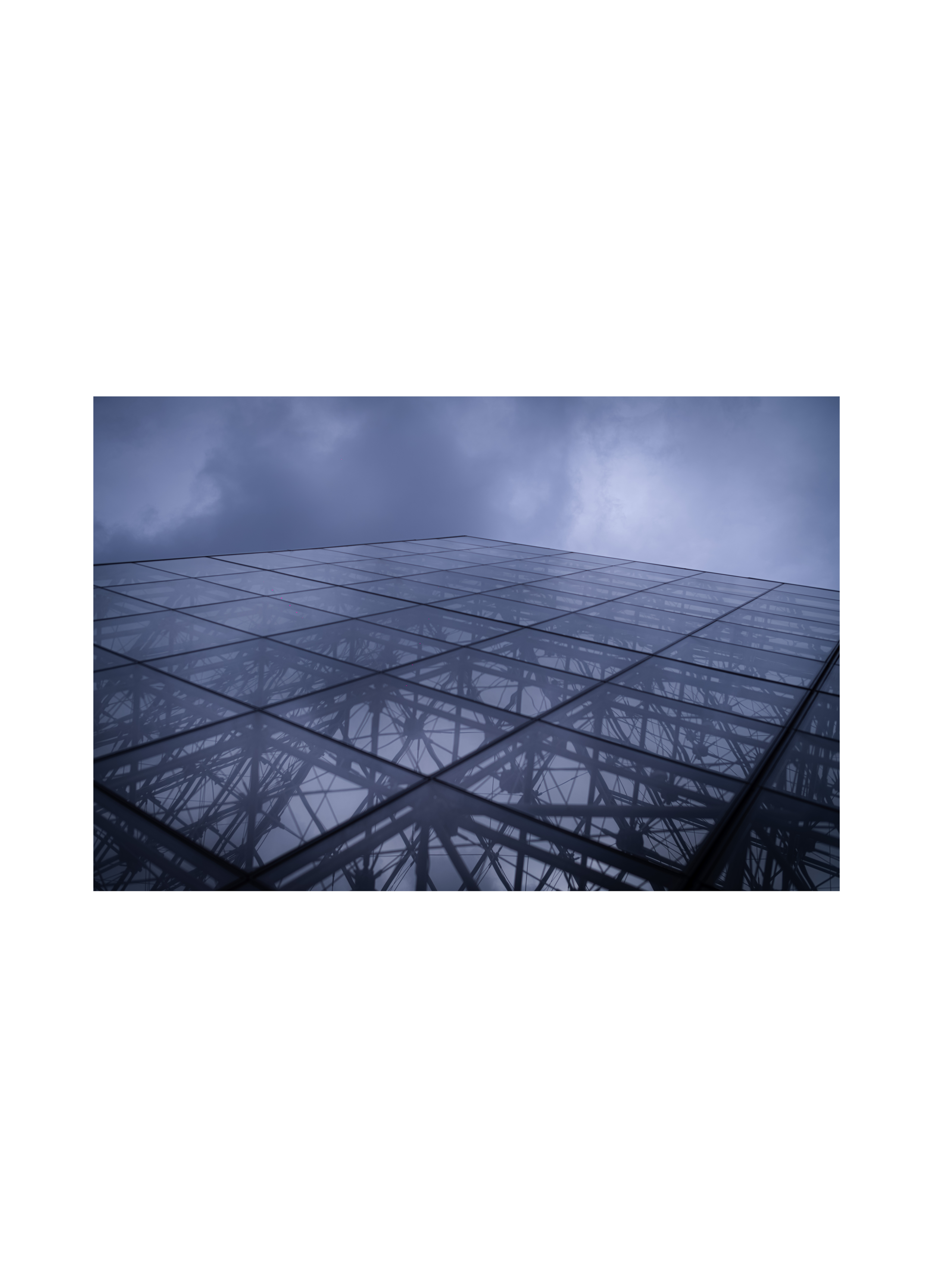 LOUVRE PYRAMIDE, PARIS 2025