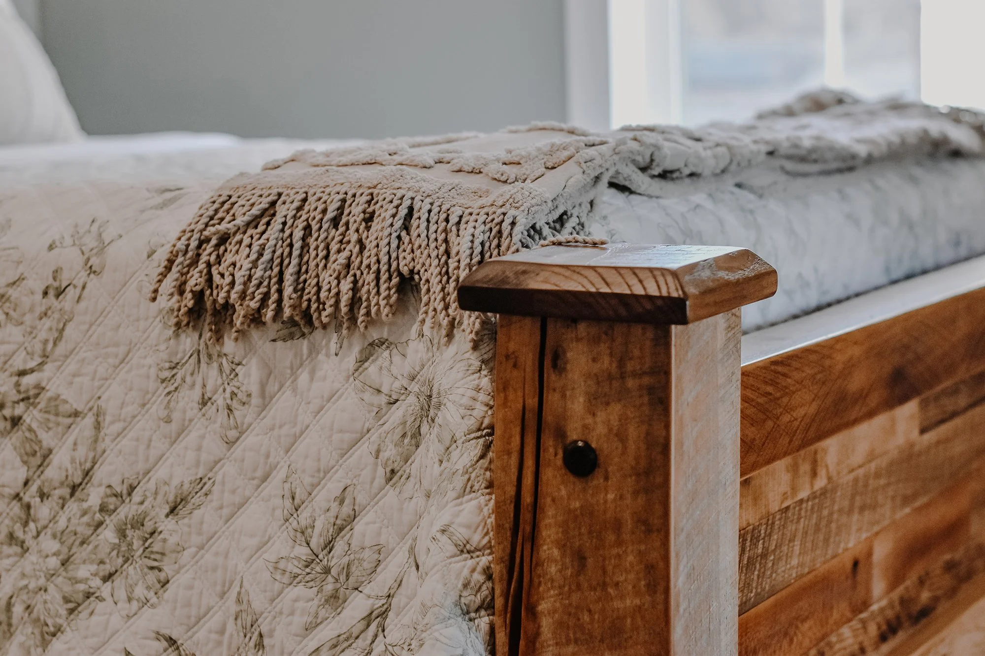RUSTIC Wooden bed frame with creamy linens