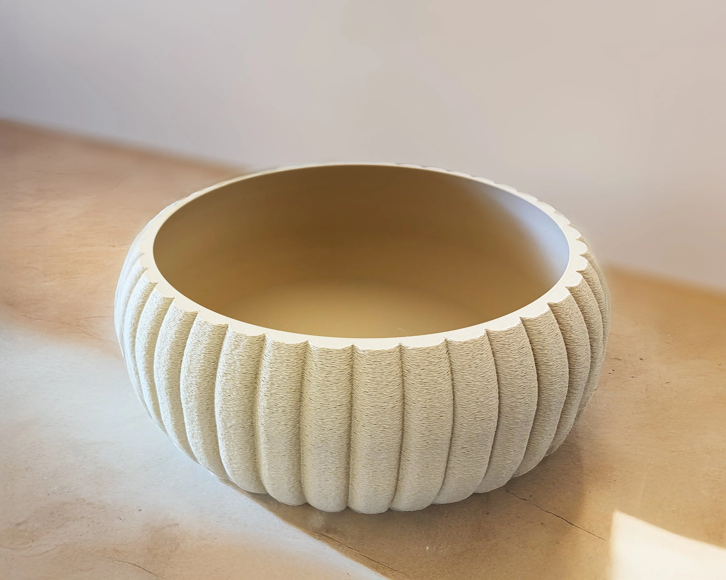 Moderne Design-Schale - Personalisierbar in Farbe und Größe