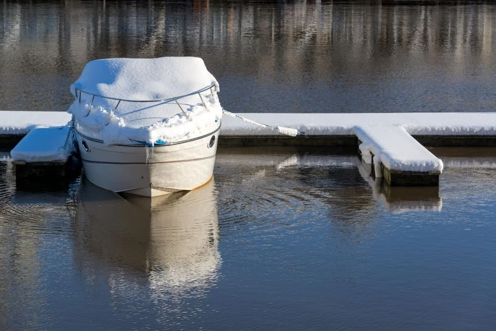 Does a Boat Lift Need to be Removed in the Winter?
