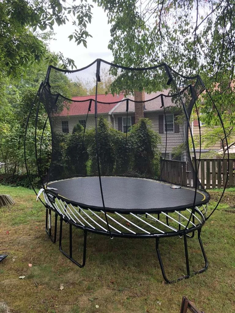 MZ Assembly Spring free trampoline assembly