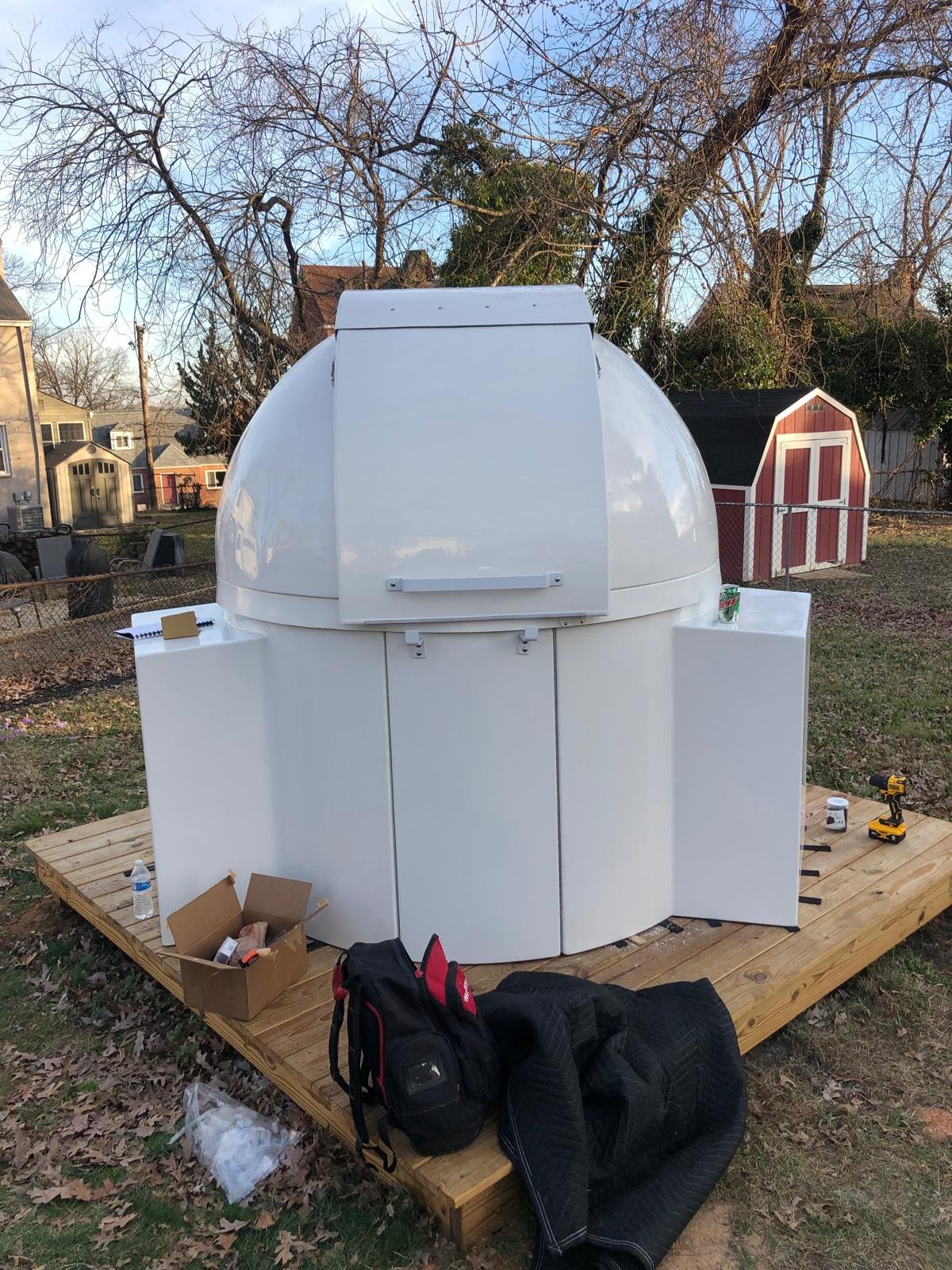Amateur astronomers, Stars Observatory A large white dome-shaped structure