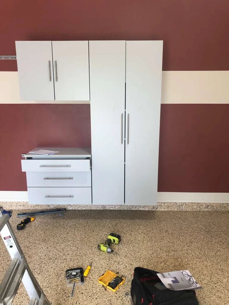 MZ Assembly Garage Cabinet assembly