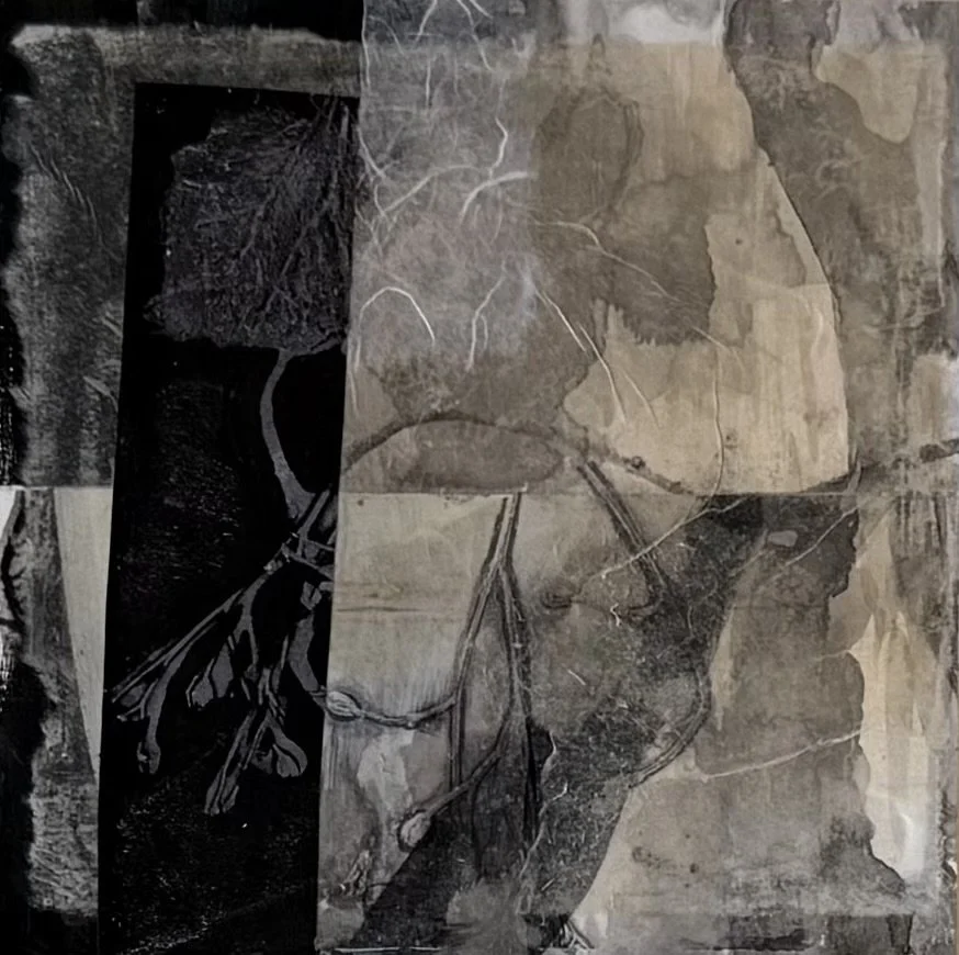 Gefärbte und gesammelte Papiere, gelli prints, Kohle, Acryl