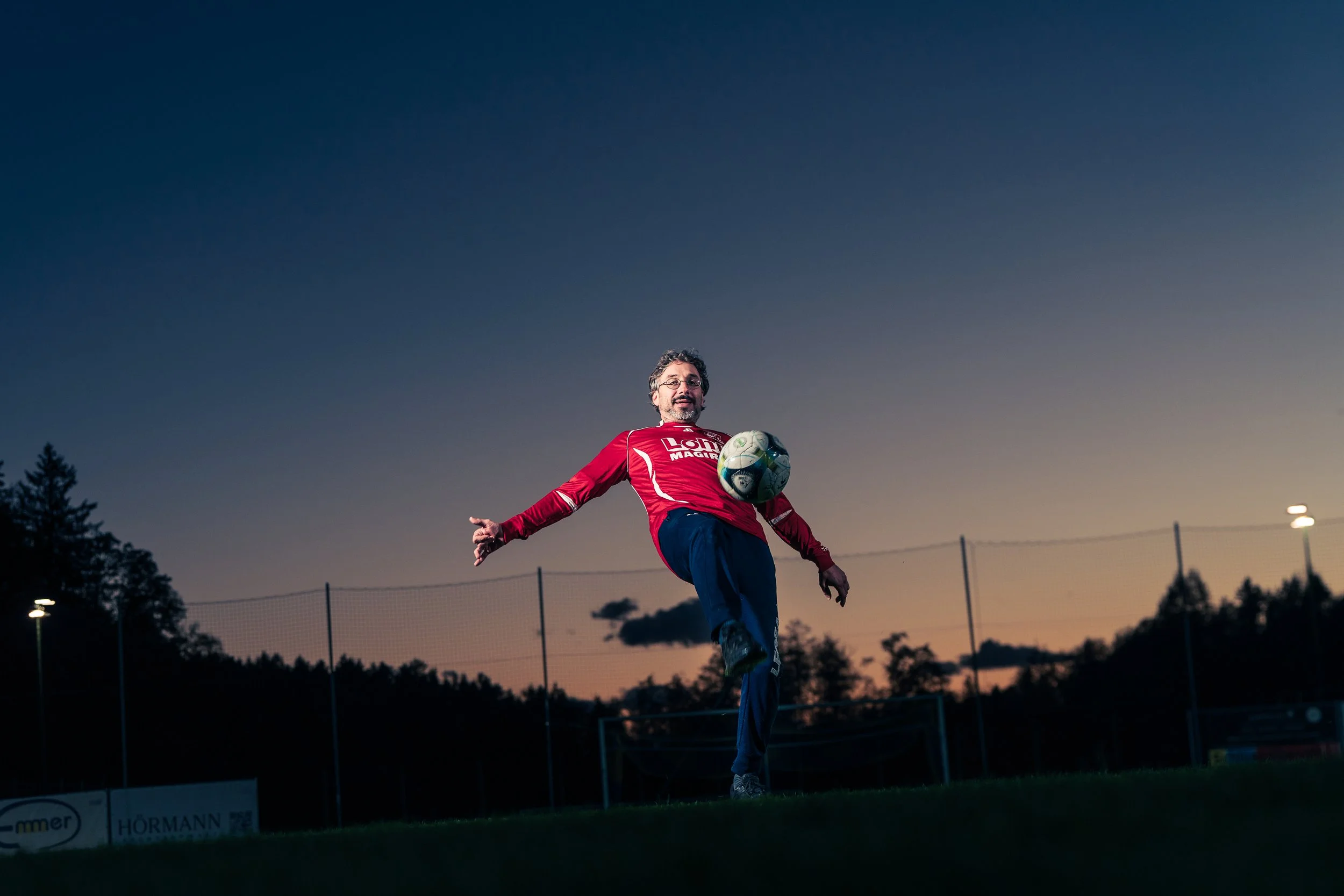 Ein Reportagefoto für ein Magazin von einem Fußballer abgelichtet von Fabian Hasler