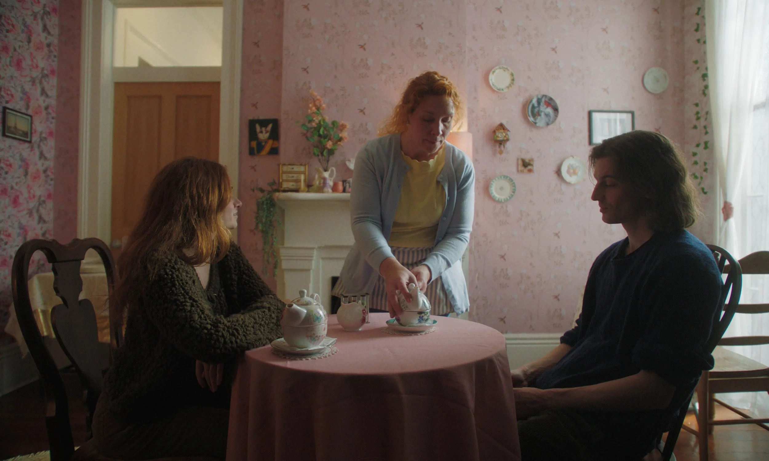 Tea_FinalStills_TIFF_Still_43_00098399.jpg