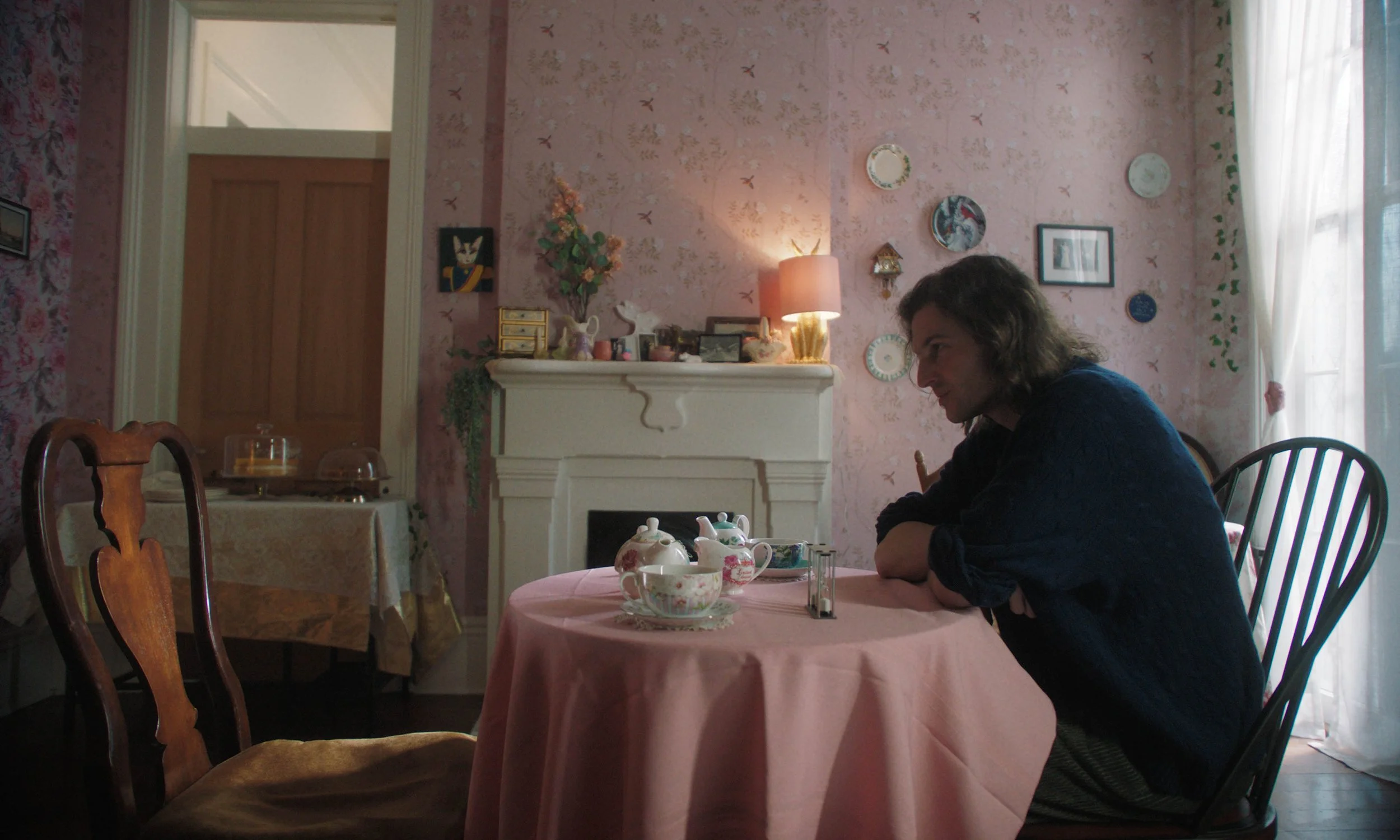 Tea_FinalStills_TIFF_Still_81_00110609.jpg