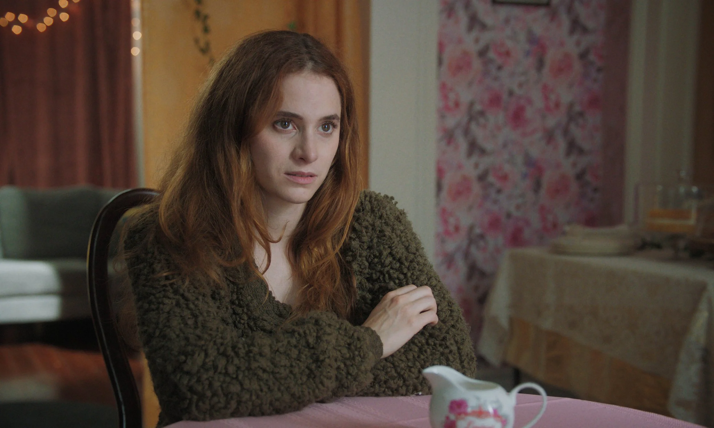 Tea_FinalStills_TIFF_Still_39_00097088.jpg