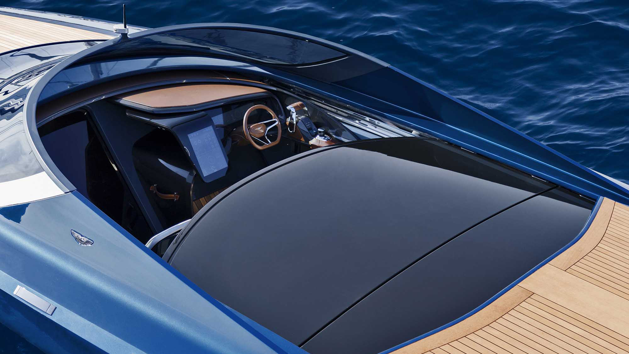 AM37 sliding cabon cockpit covers.png