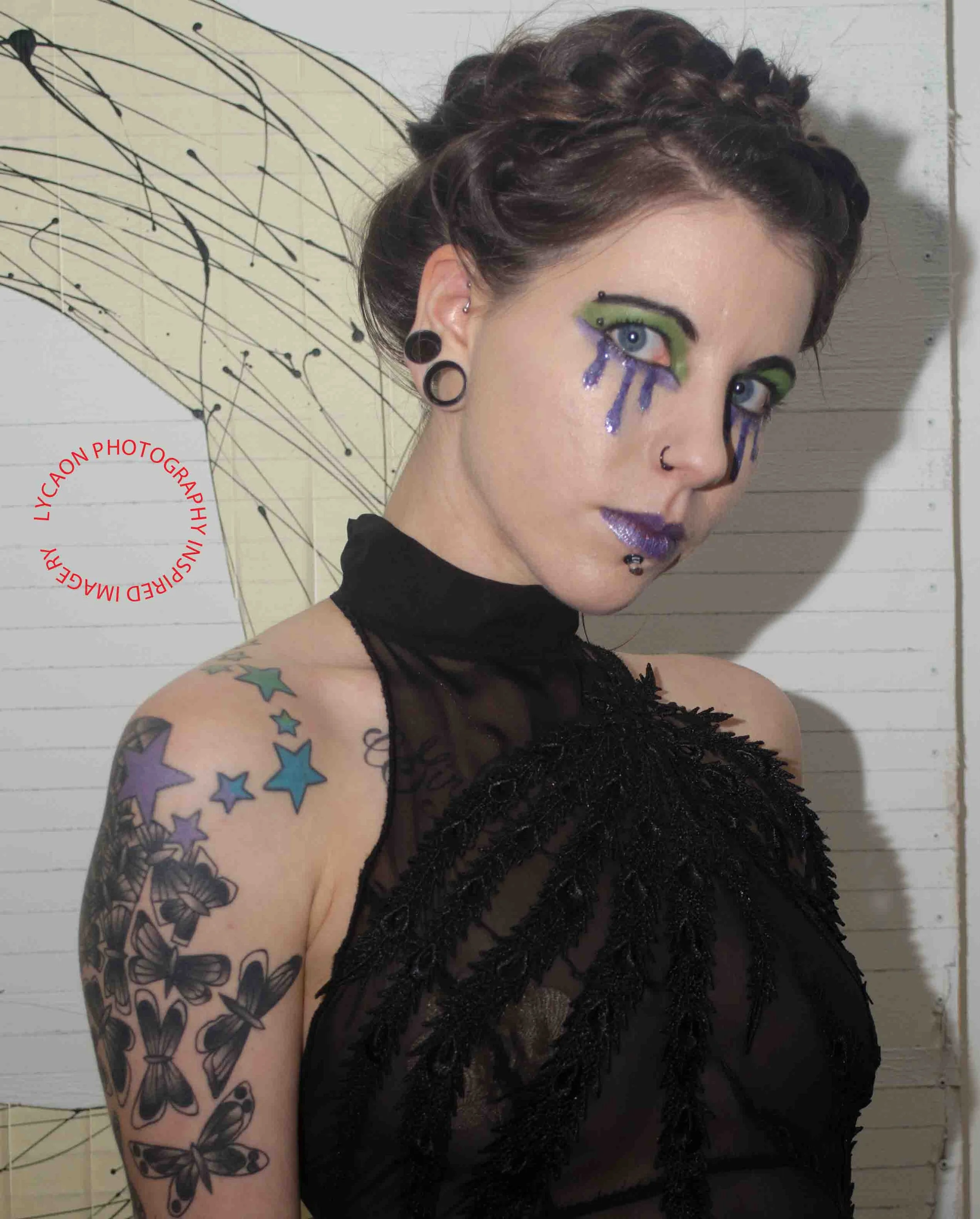 23
Model Lauren S. 