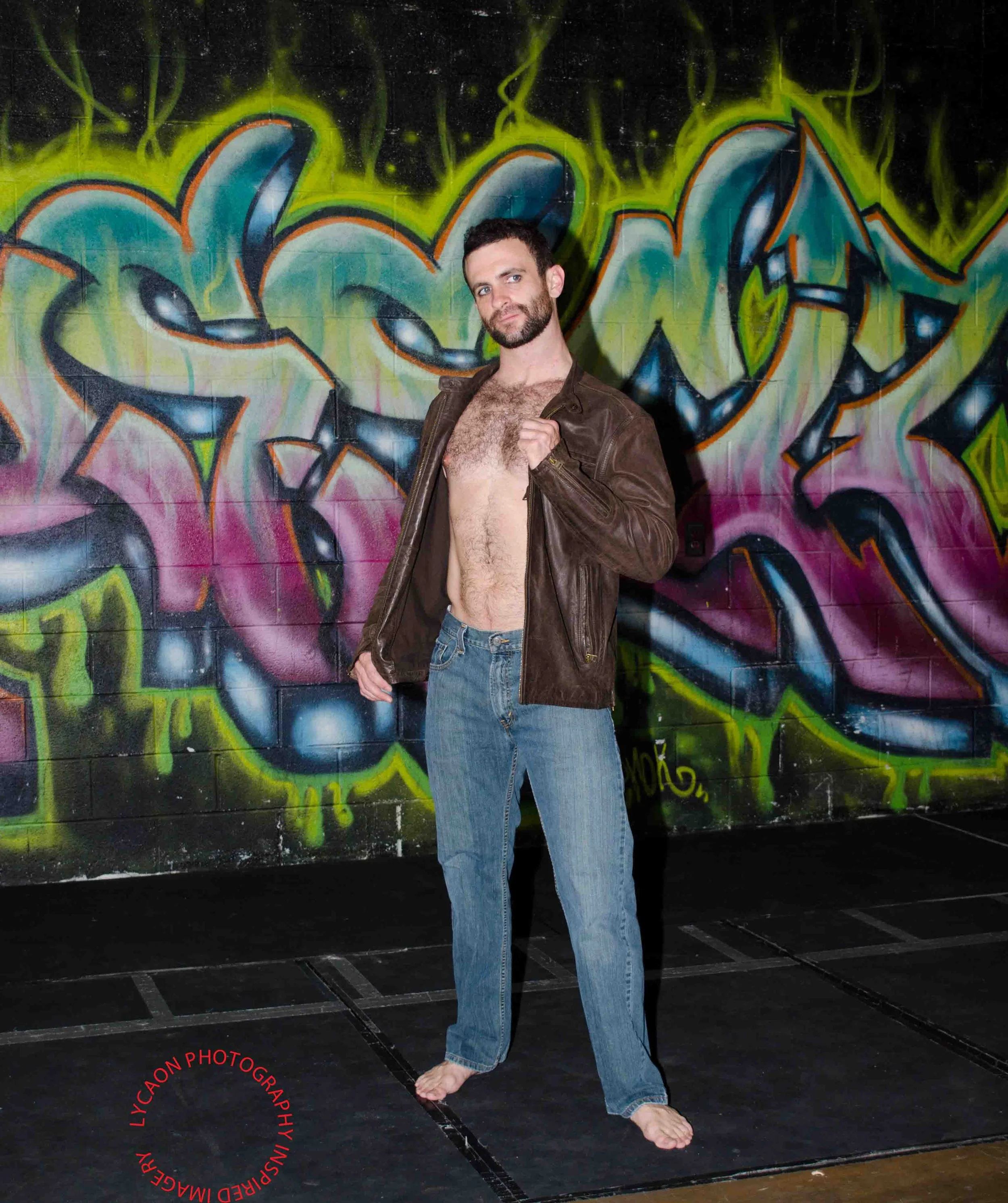 32
Model Zach S. 