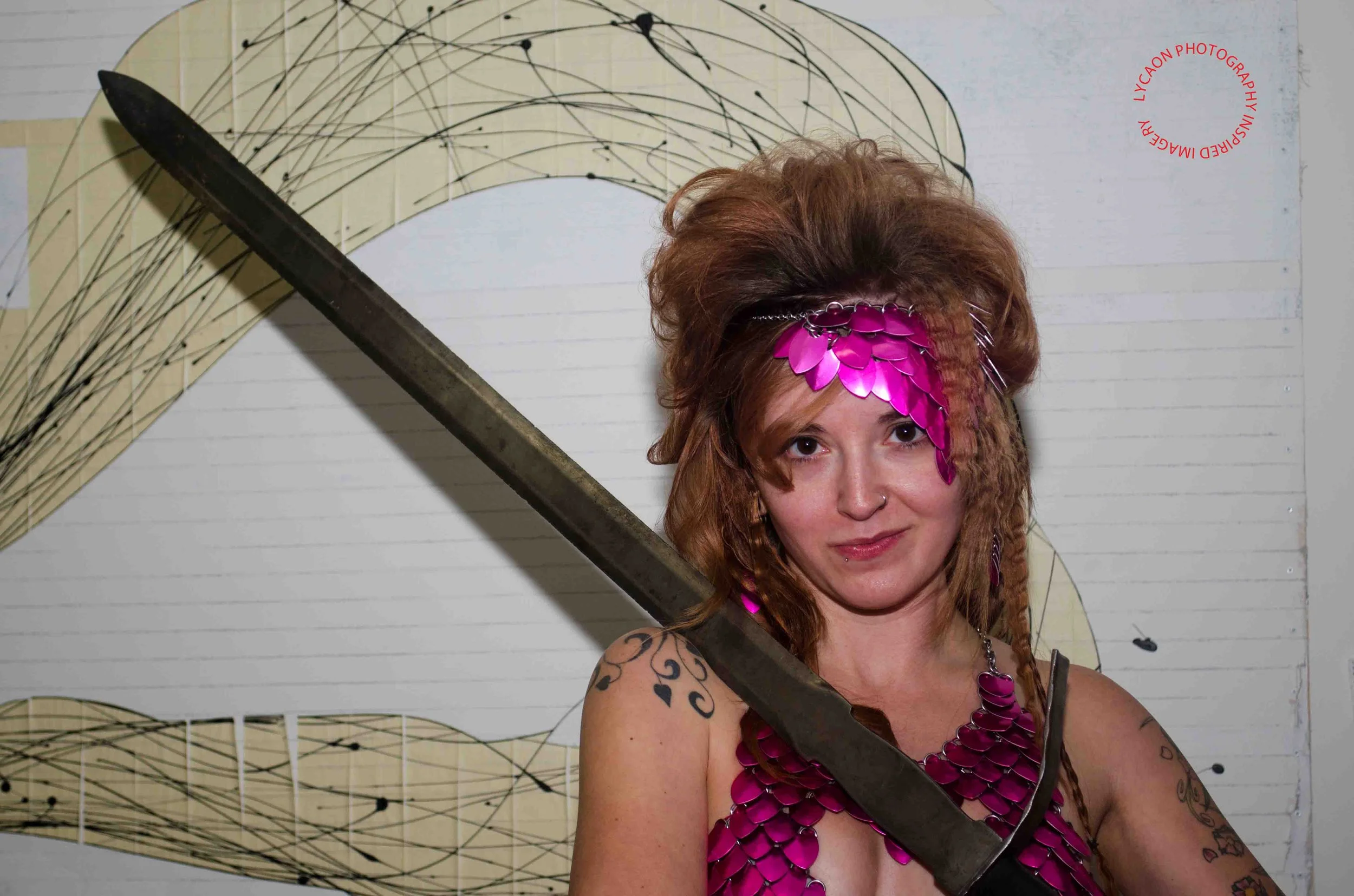 2
Model Valerie K.
Outfit The Armorer 
Hair/makeup Jennifer Sullivan
Weapon Badger Blades