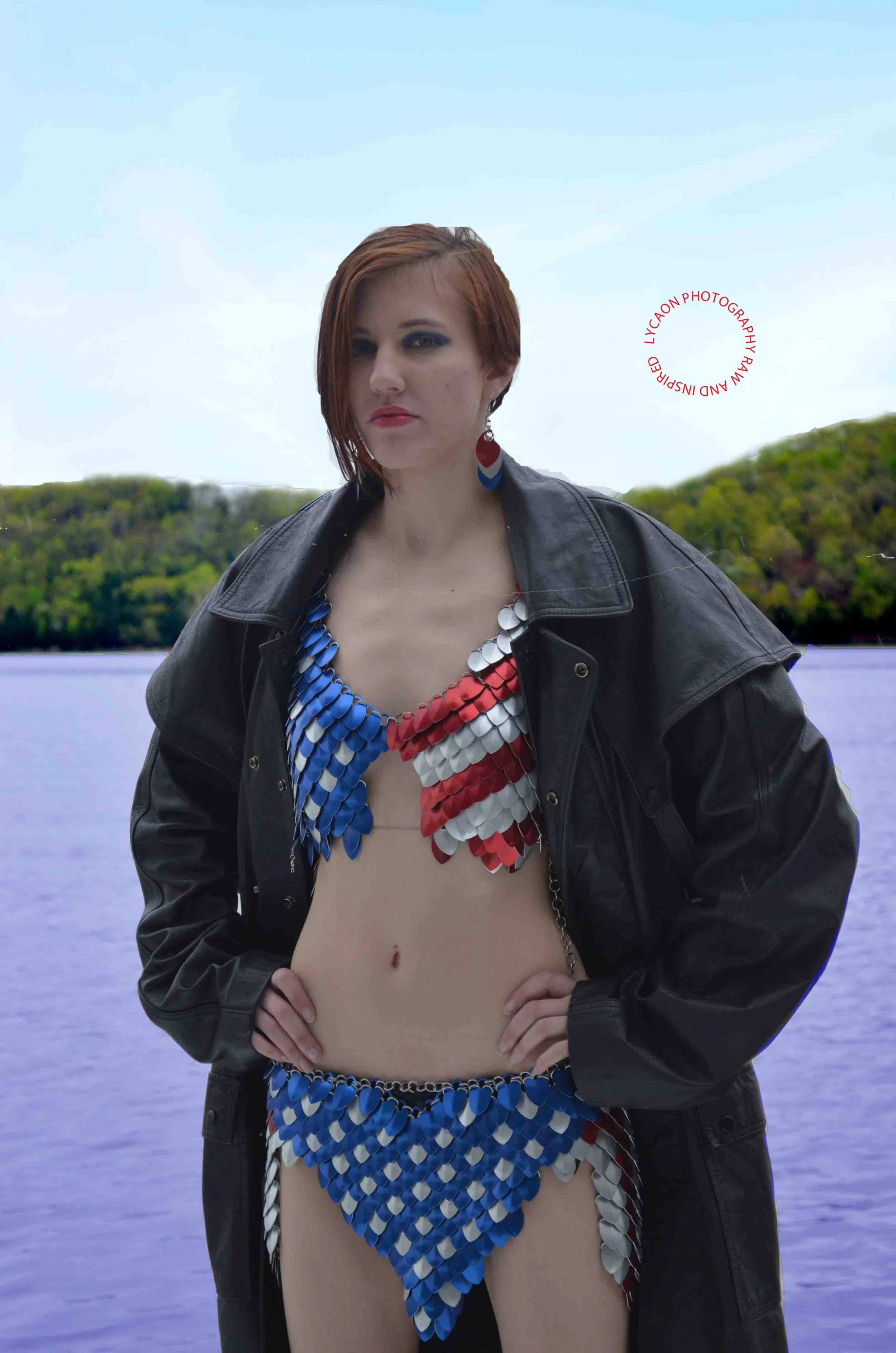 7
Outfit The armorer