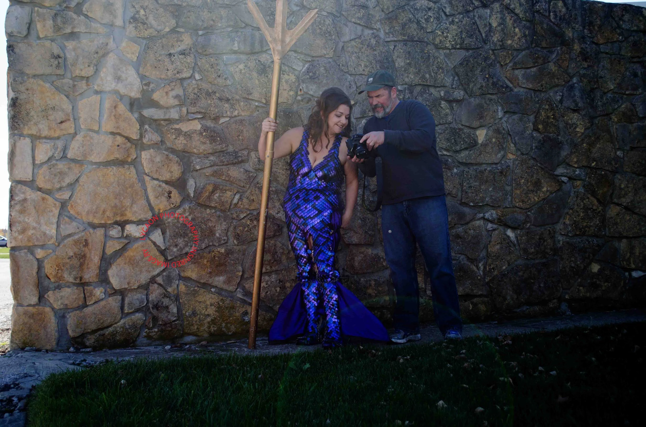 9 Behind The Scenes
Model Crystal B.
Outfit The Armorer