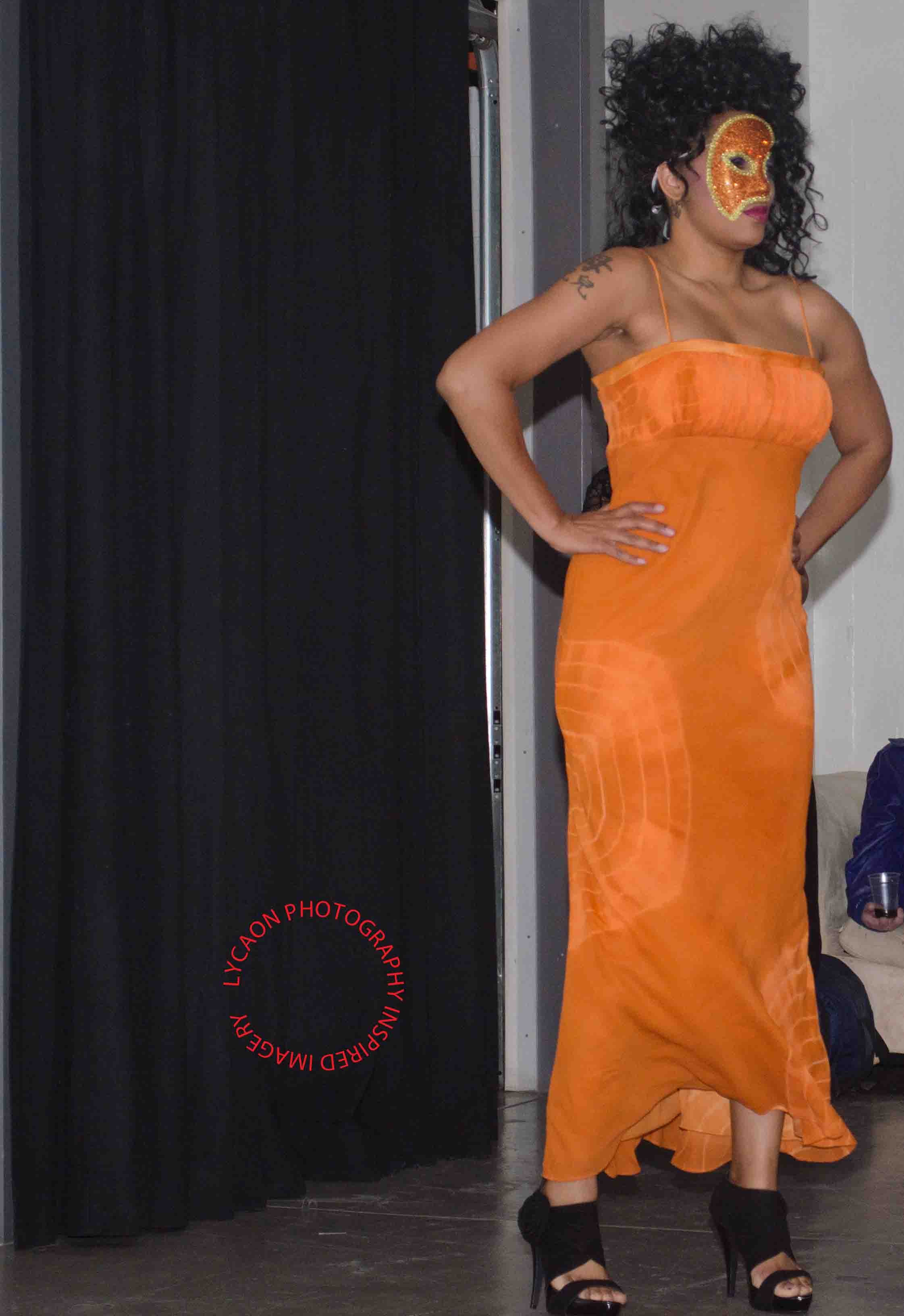 70
Model Nikol S.