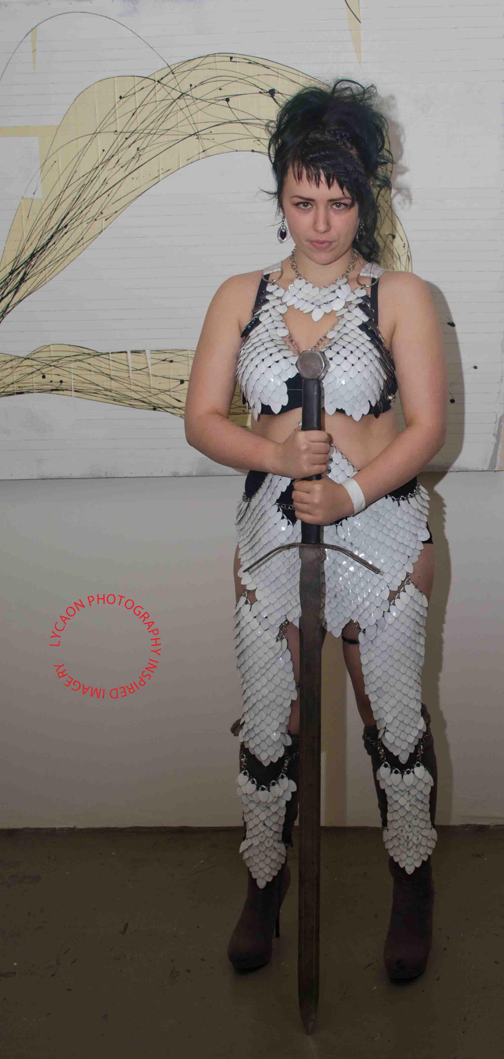 11 Something wicked Comes
Outfit The Armorer
Weapon Badger Blades