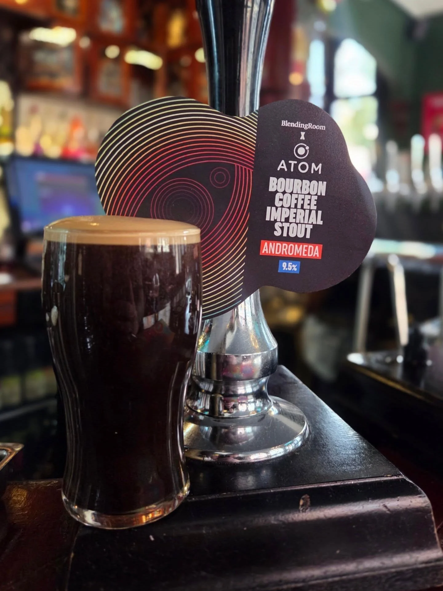 POURING NOW @atombeers Andromeda ... 9.5% Bourbon Coffee Imperial Stout 🤤🤤🤤 beer worth braving the wind and cold for